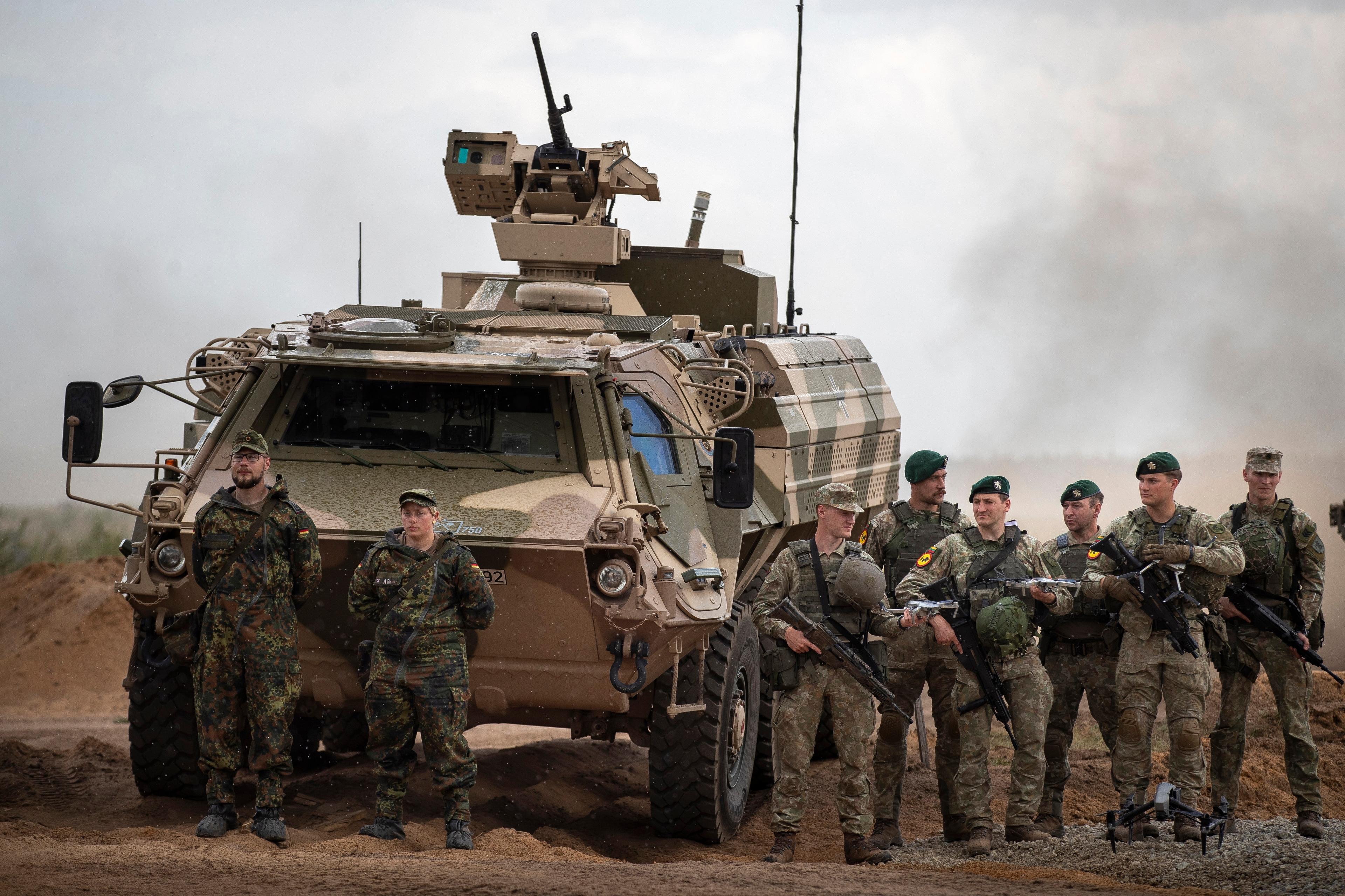 Tysklands försvarsmakt behöver fler rekryter. Arkivbild. Foto: Mindaugas Kulbis/AP/TT