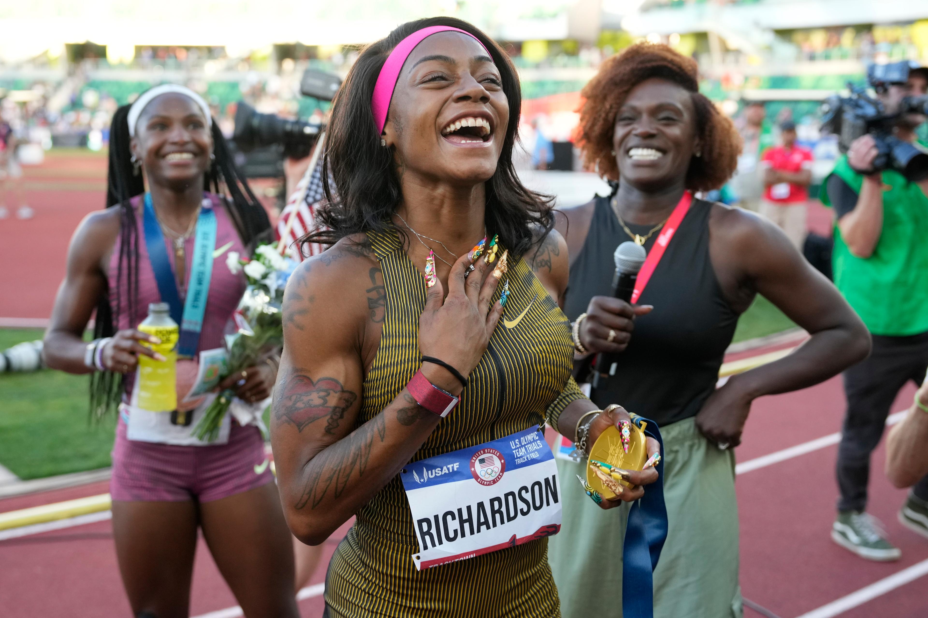 Sha'Carri Richardson firar segern i 100-metersfinalen i USA:s OS-uttagningar. Foto: Charlie Neibergall/AP/TT