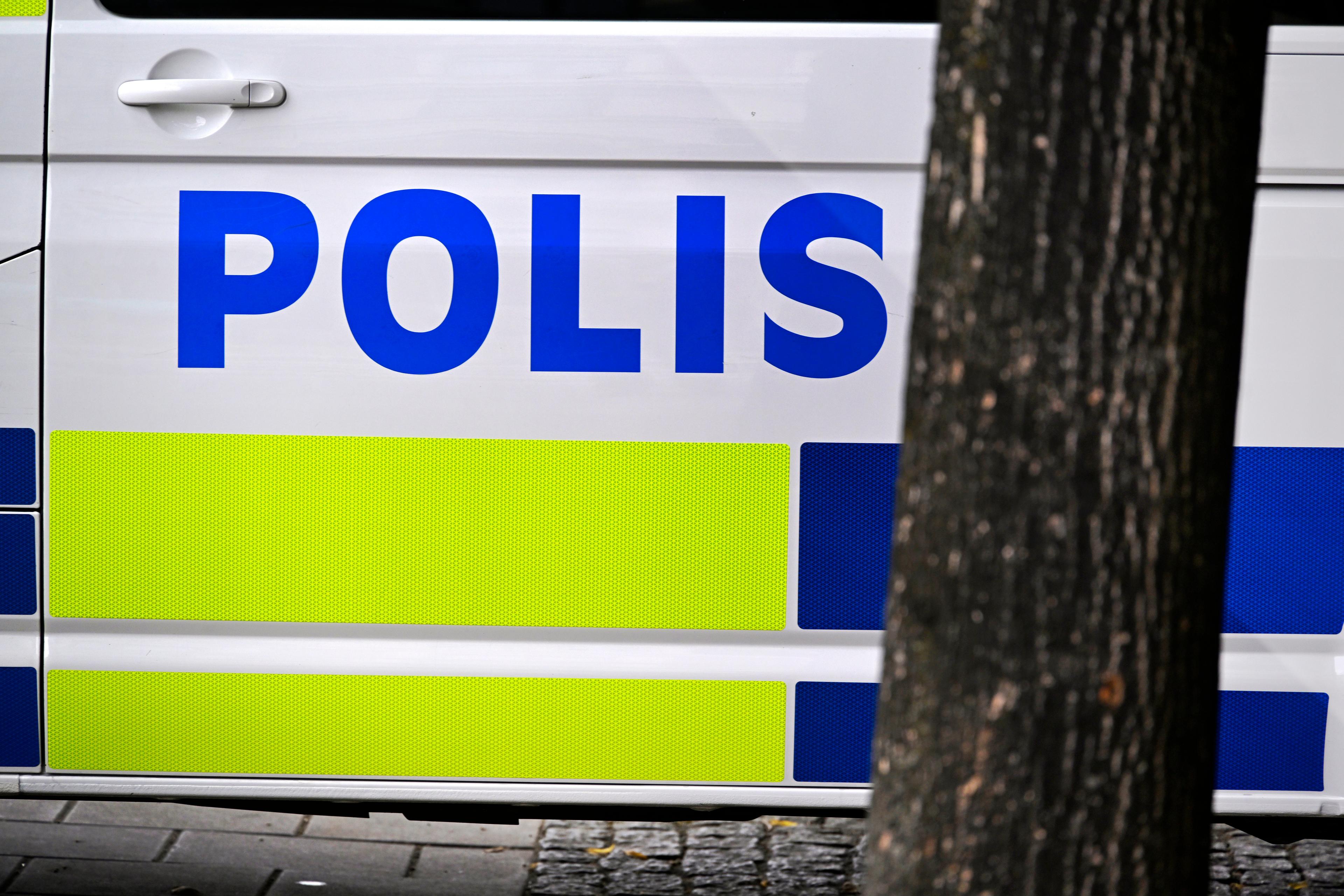 Polisen spärrade av ett område vid en badstrand. Arkivbild. Foto: Janerik Henriksson/TT