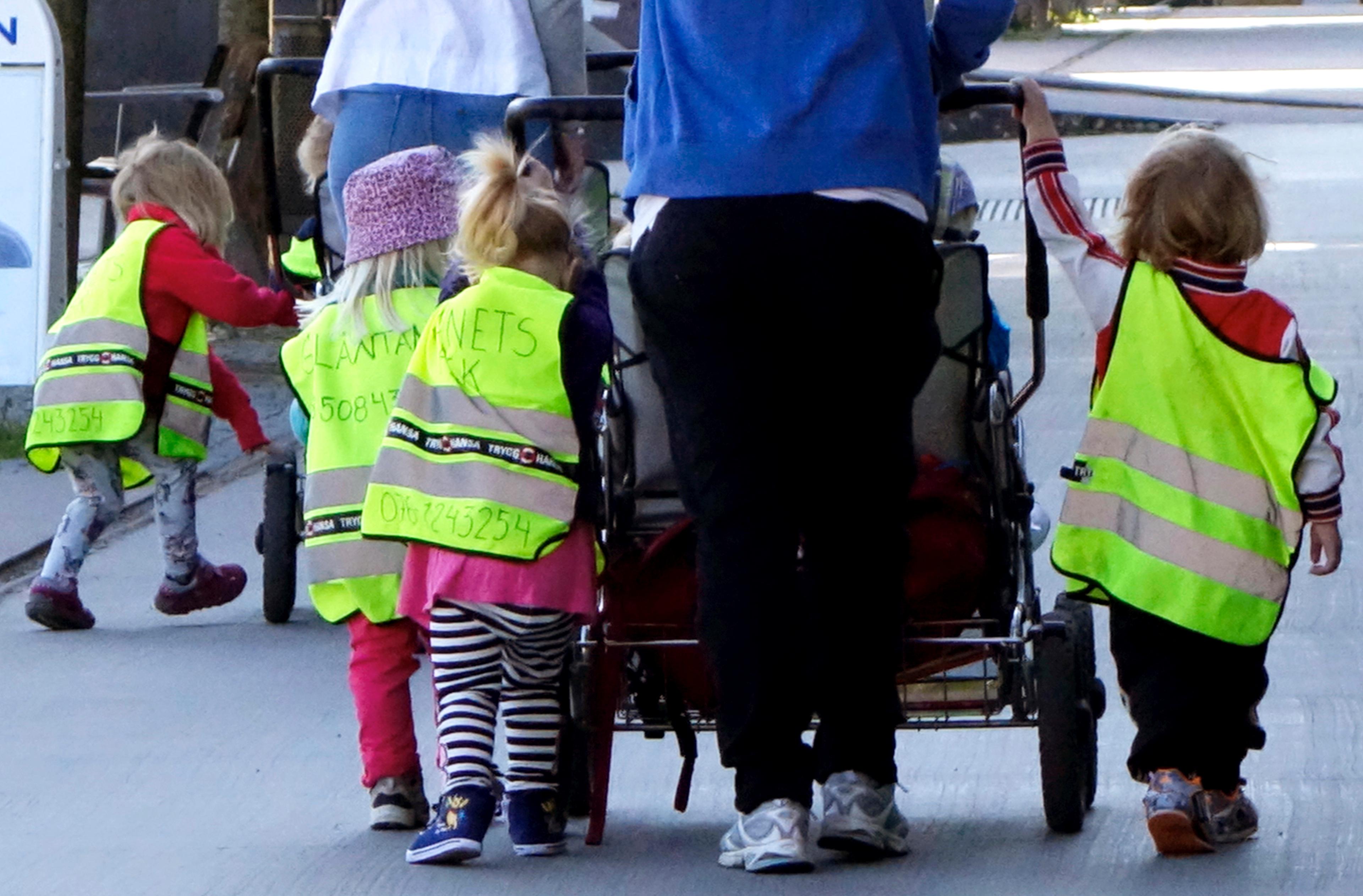 Barnomsorgen är en av parametrarna som gör Sverige attraktivt för britter som vill söka lyckan utomlands. Arkivbild. Foto: Hasse Holmberg/TT