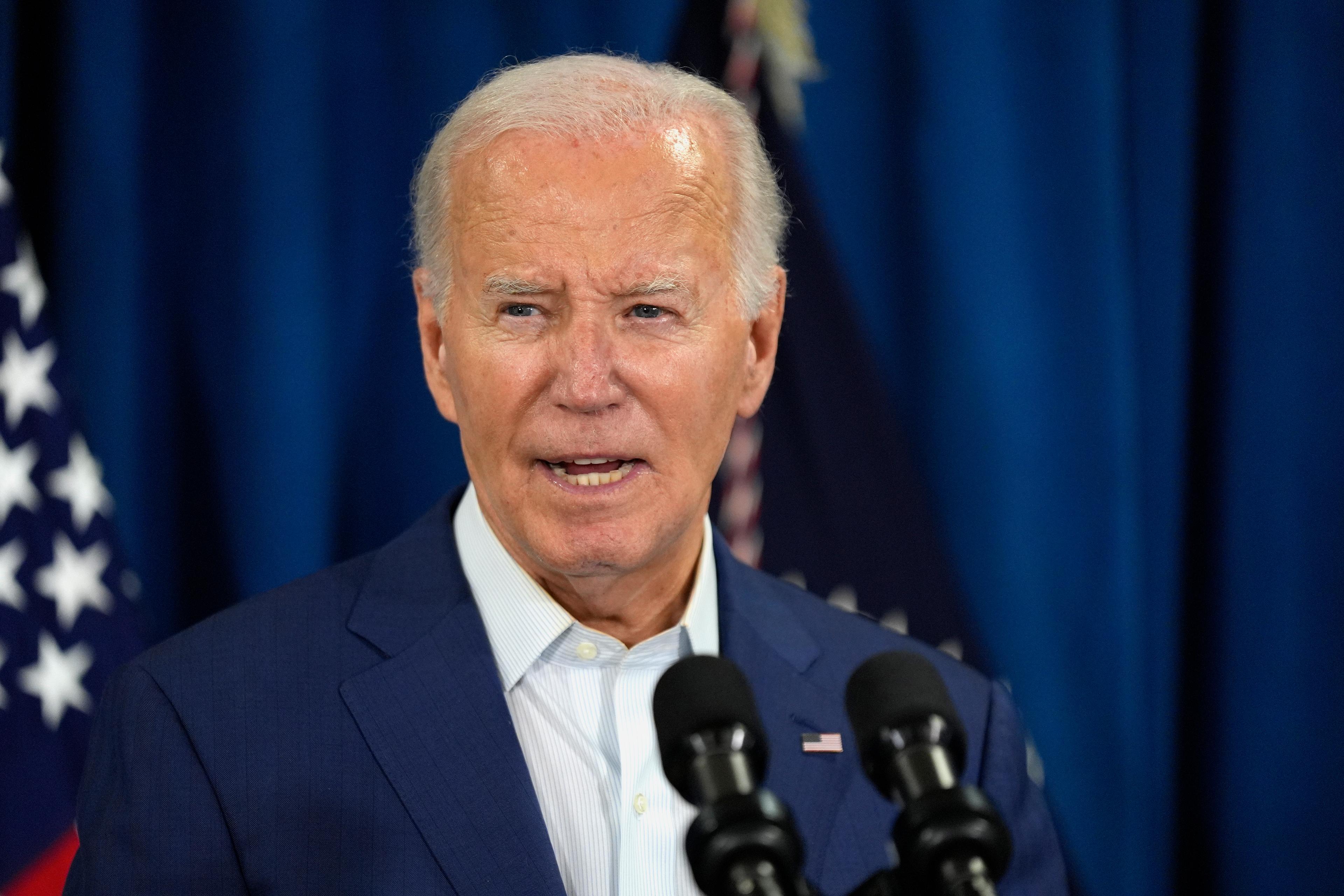 USA:s president Joe Biden uttalar sig efter skottlossningen på Trumpmötet. Foto: Manuel Balce Ceneta/AP/TT