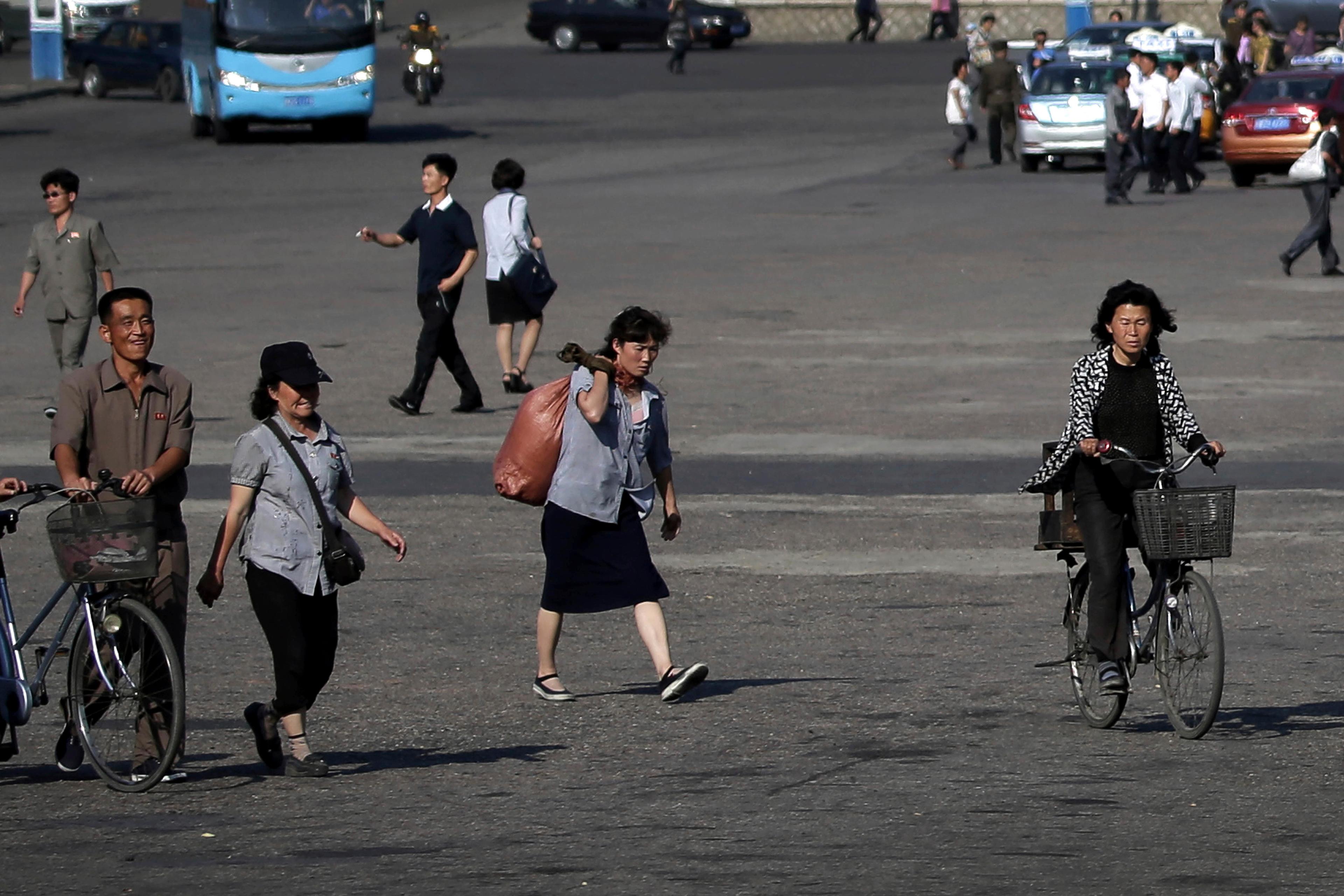 Nordkorea använder sig av ett stort och utbrett system av tvångsarbete i landet, enligt en ny FN-rapport. Bild från 2017. Foto: Wong Maye-E/AP/TT