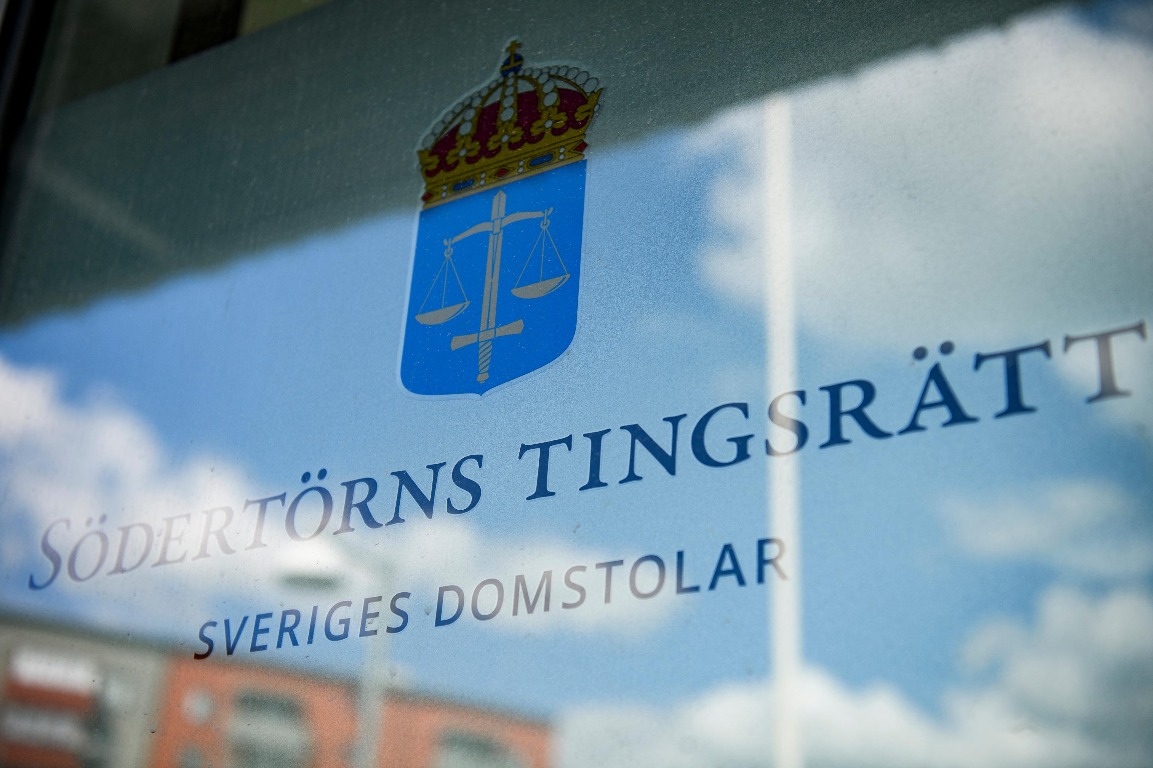 Södertörns tingsrätt dömer de två tonåringarna till långa fängelsestraff. Arkivbild. Foto: Oscar Olsson/TT