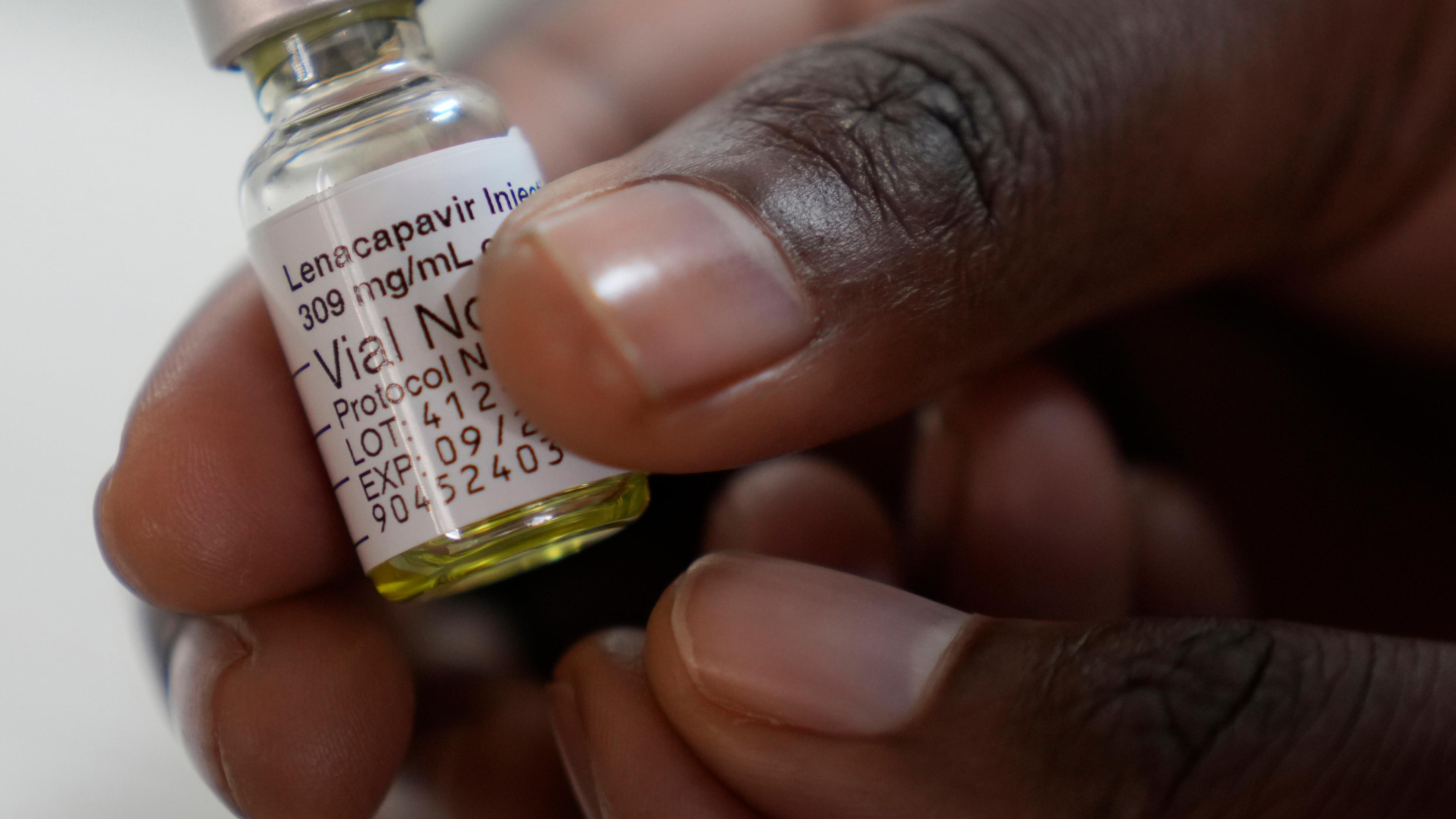 Läkemedlet lenacapavir har i en stor studie visat ett bra skydd mot att smittas med HIV. Arkivbild. Foto: Nardus Engelbrecht/AP
