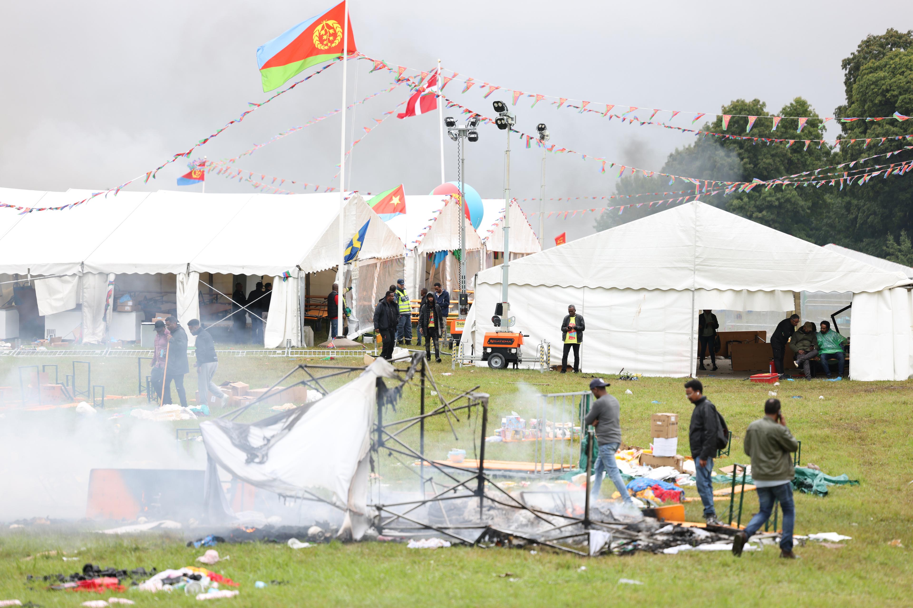 Oroligheter bröt ut vid en eritreansk festival på Järvafältet i Stockholm förra året. Foto: Ali Lorestani/TT