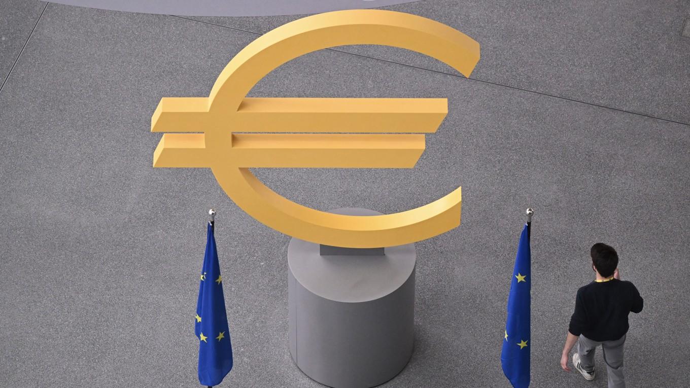 Inflation i eurozonen sjönk till 2,5 procent i juni. Foto: Kirill Kudryavtsev/AFP via Getty Images
