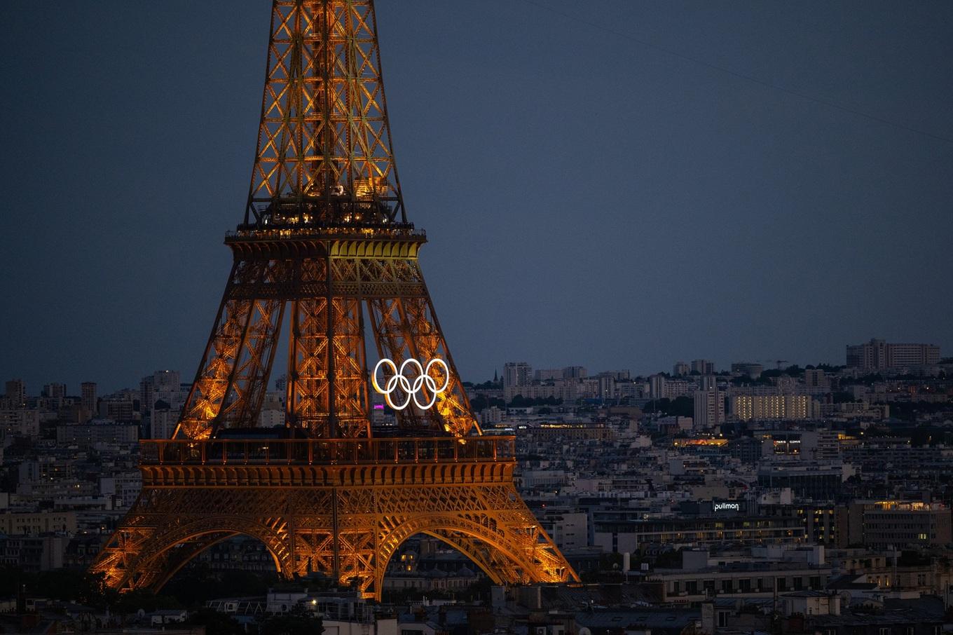 En hel stad står redo att ta emot världens bästa idrottsutövare. I helgen startar OS i Paris. I texten nedan listar Epoch Times fakta och information om den svenska truppen. Foto: David Ramos/Getty Images