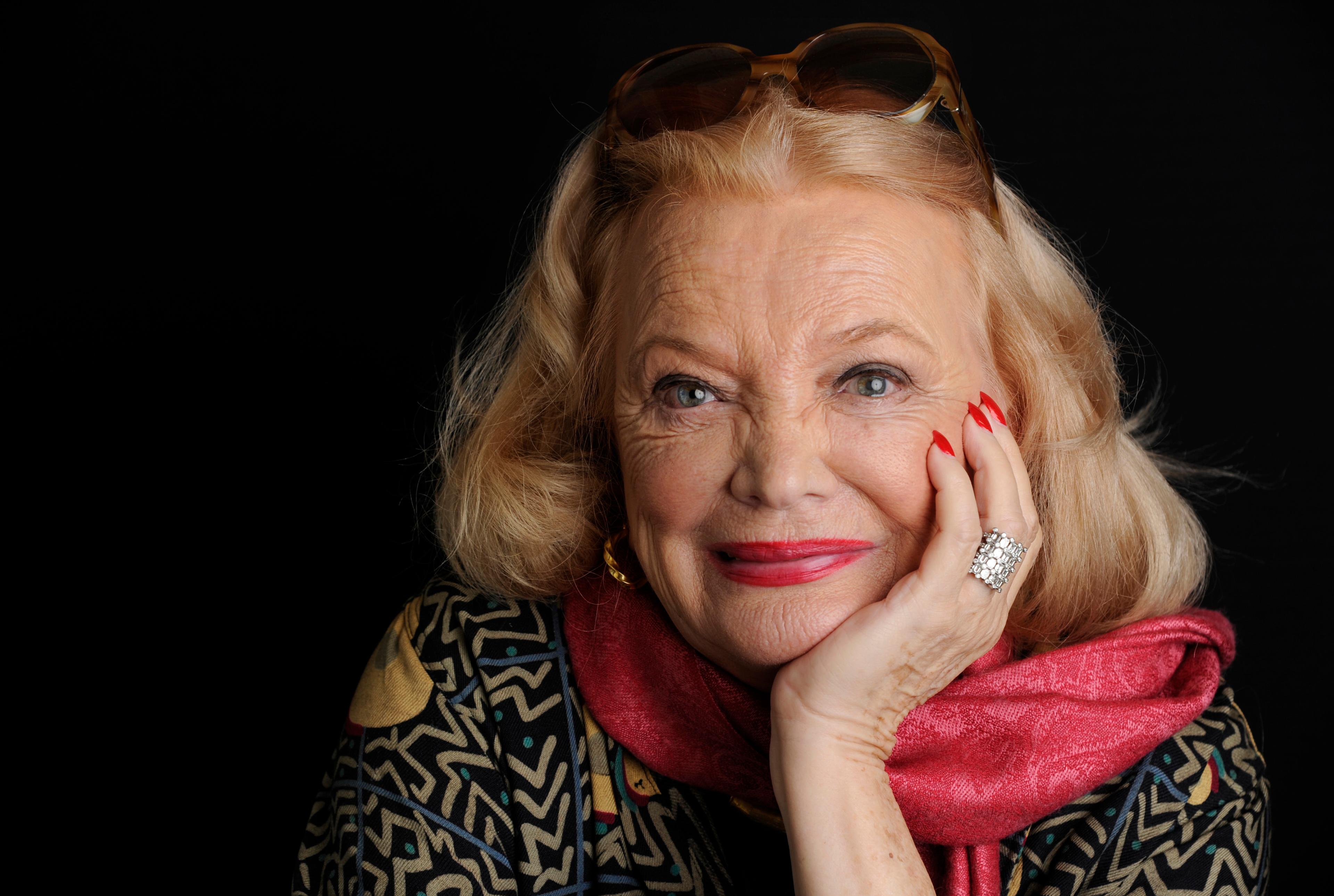 Gena Rowlands poserar för ett porträtt i december 2014. Arkivbild. Foto: Chris Pizzello/Invision via AP/TT