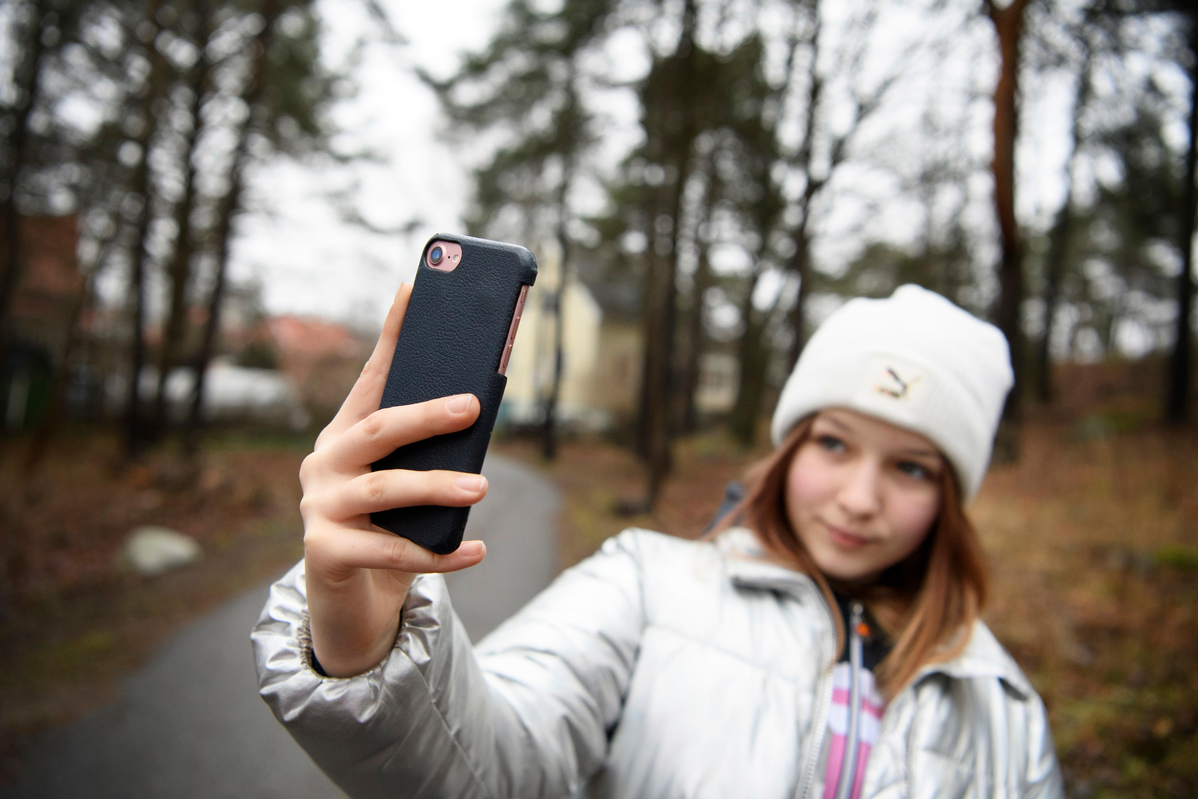 Folkhälsomyndigheten ger rekommendationer om skärmanvändande. Arkivbild. Foto: Jessica Gow/TT