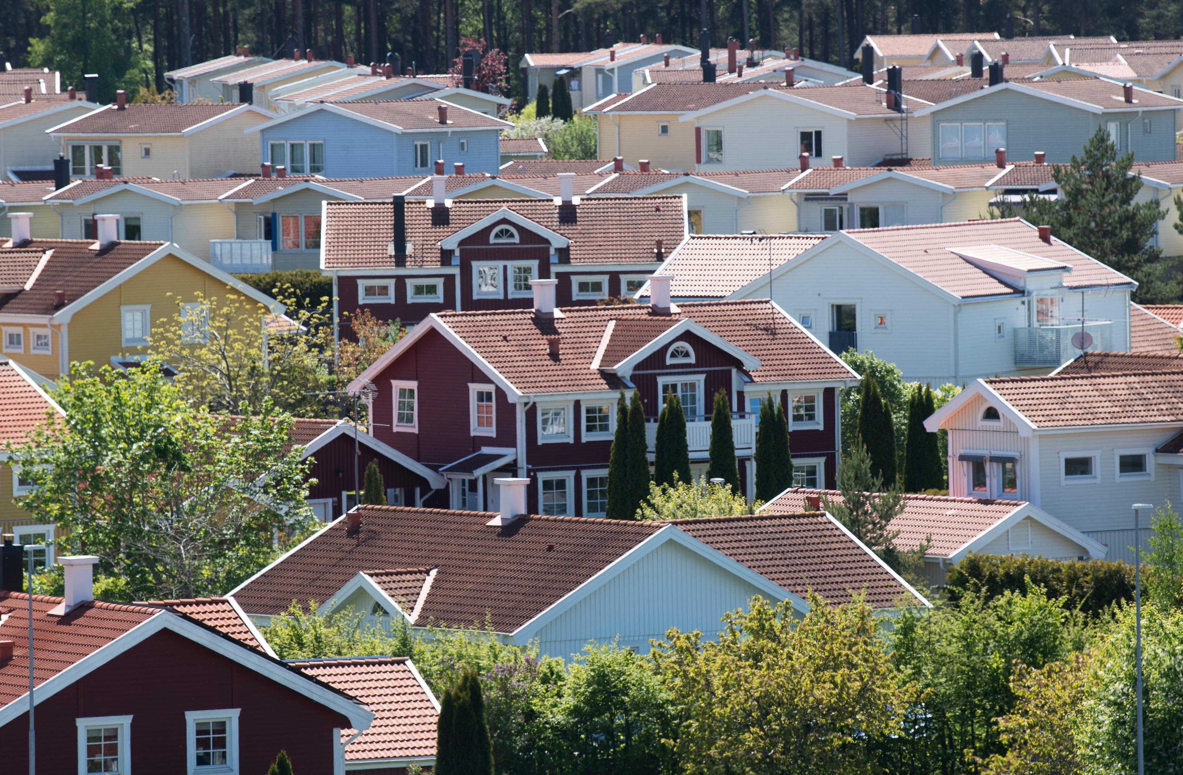 SD och regeringen vill att fler ska kunna bo i egen villa. Arkivbild. Foto: Fredrik Sandberg/TT