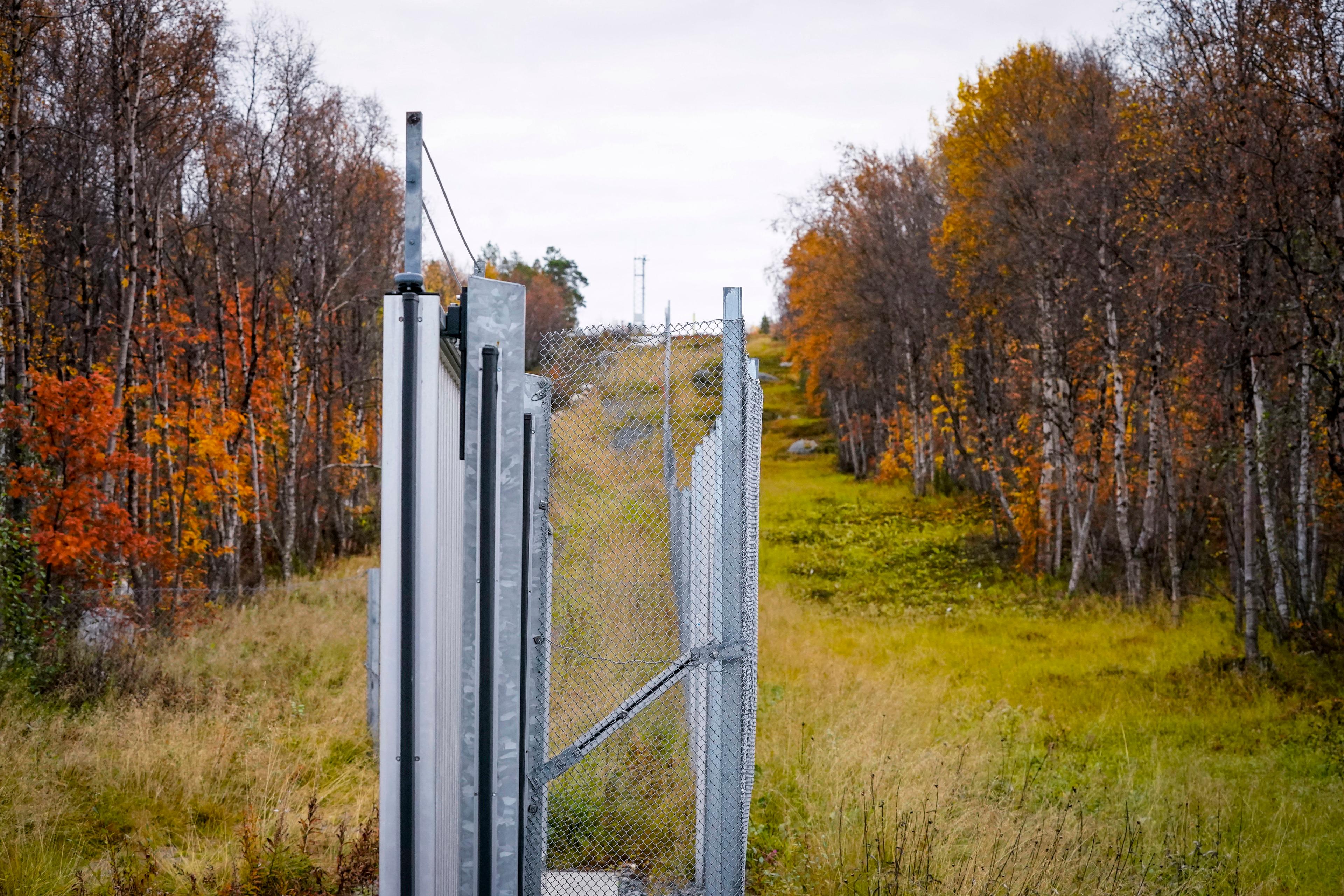 I Norge finns en oro över att de stängda finska övergångarna kan påverka gränskontrollen vid norska Storskog nära Kirkenes. Arkivbild. Foto: Lise Åserud/NTB