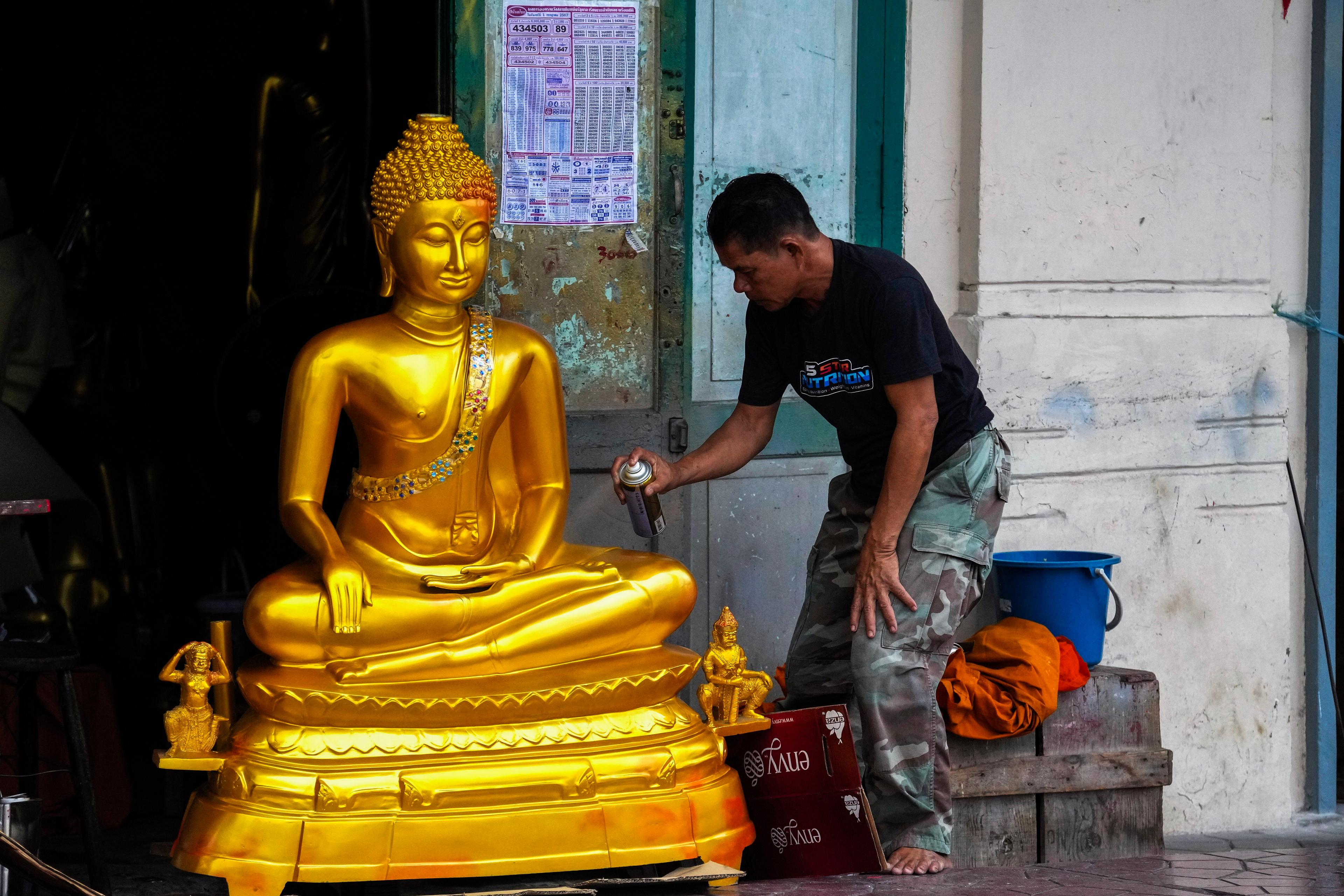 Miljontals thailändare kan förvänta sig ett ekonomiskt tillskott. Arkivbild. Foto: Sakchai Lalit/AP/TT