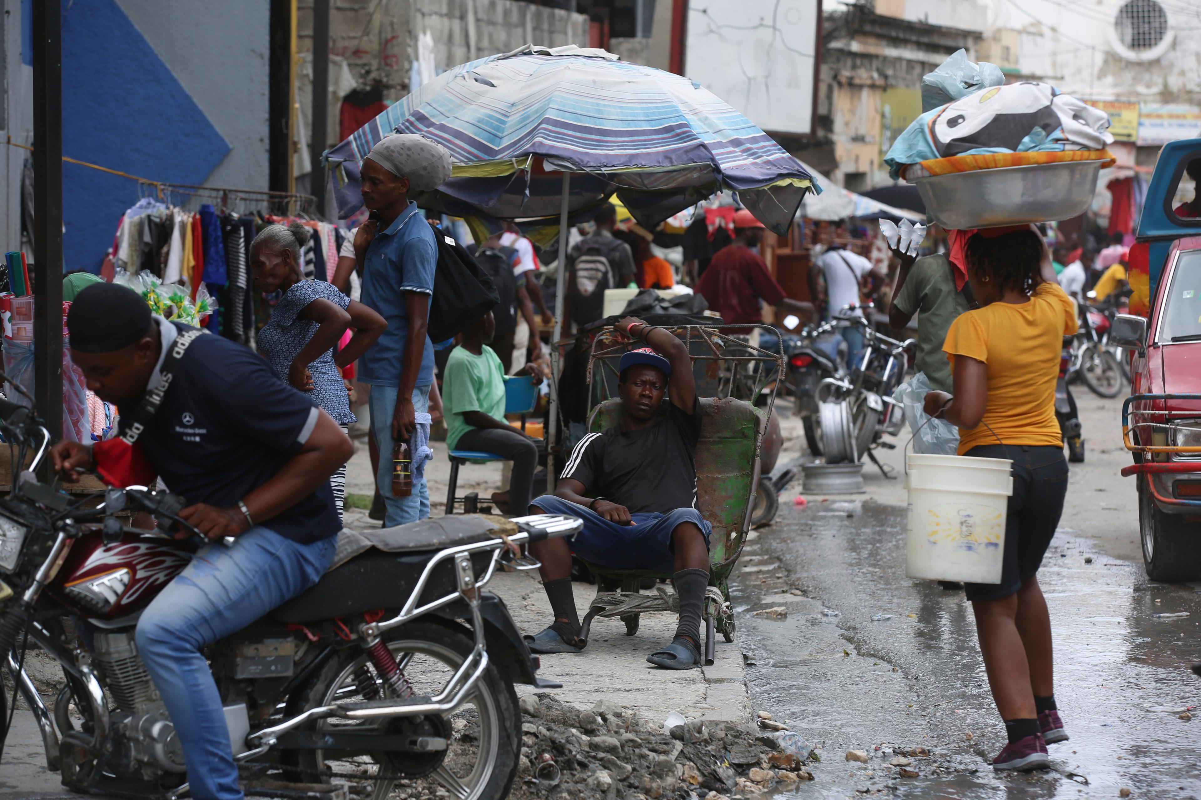 Många invånare har flytt det svåra läget i Haiti och huvudstaden Port-au-Prince. Arkivbild. Foto: Odelyn Joseph/AP/TT