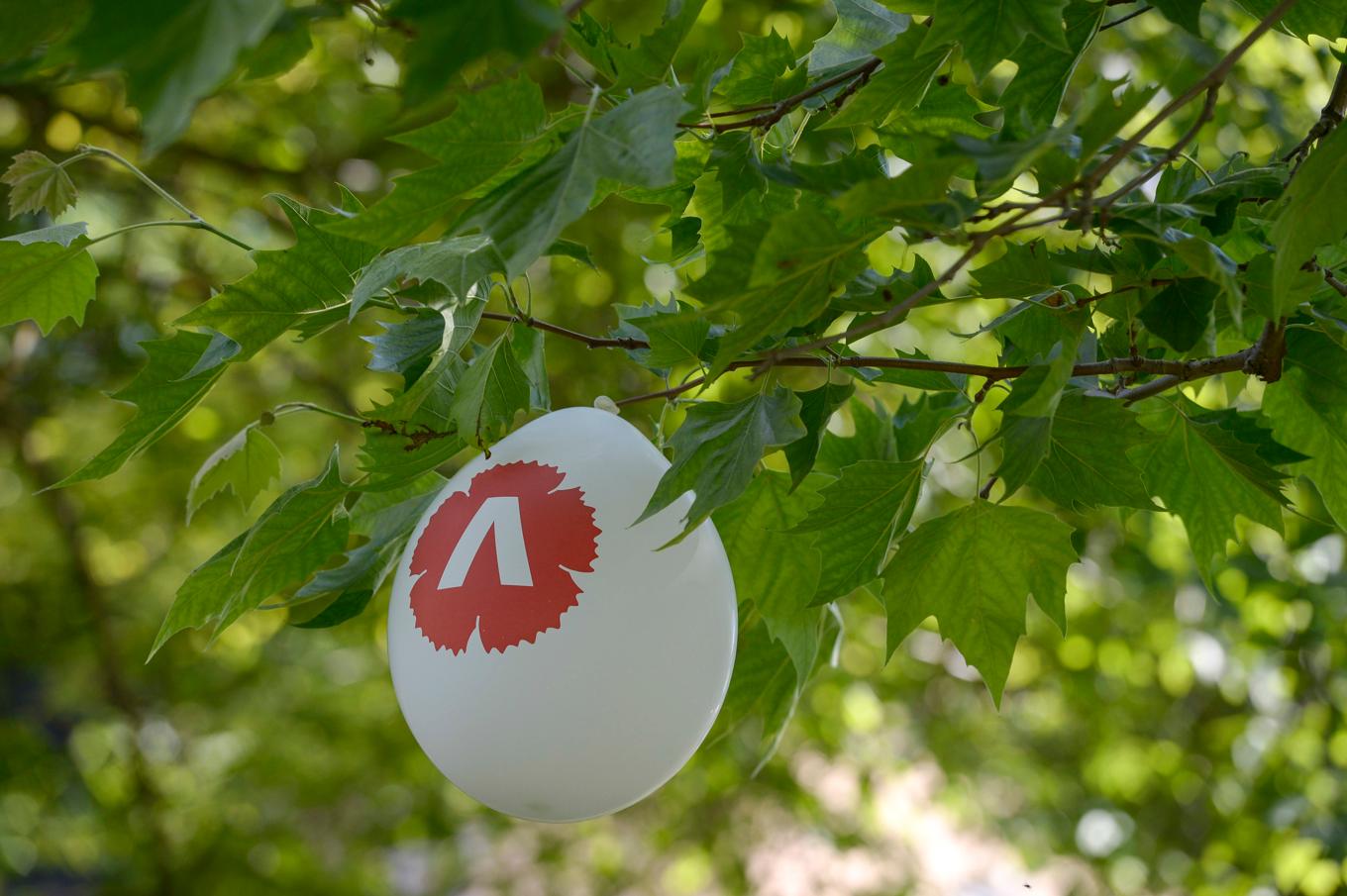 Vänsterpartiet sviker - nytt parti behövs, anser debattörerna. Arkivbild. Foto: Janerik Henriksson/TT