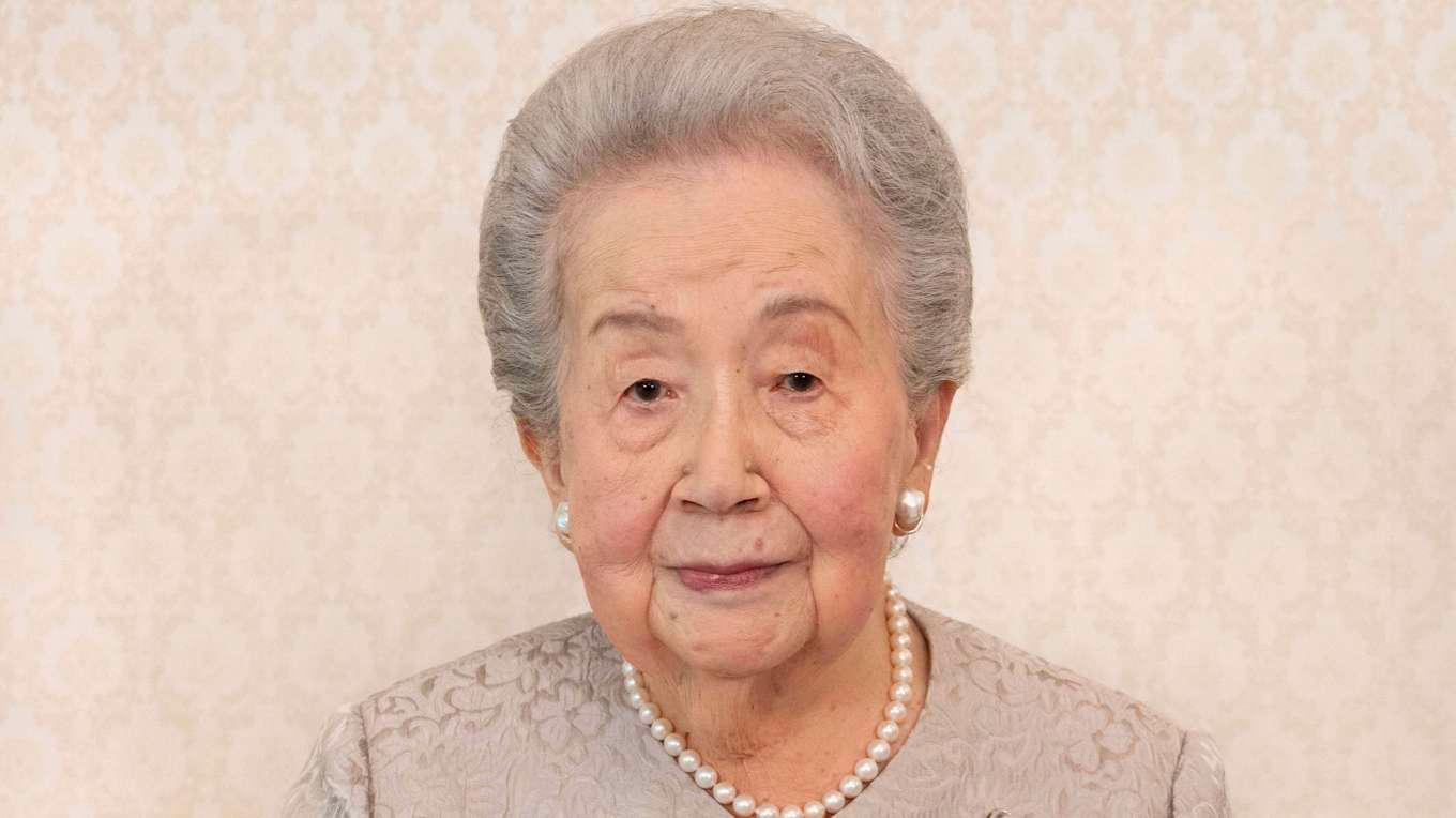 Den japanska prinsessan Yuriko har dött, 101 år gammal. Arkivbild från 2023. Foto: Imperial household Agency via AP/TT