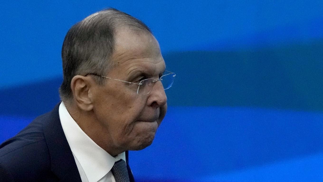 Rysslands utrikesminister Sergej Lavrov på G20-möte i Brasilien. Foto: Eraldo Peres/AP/TT