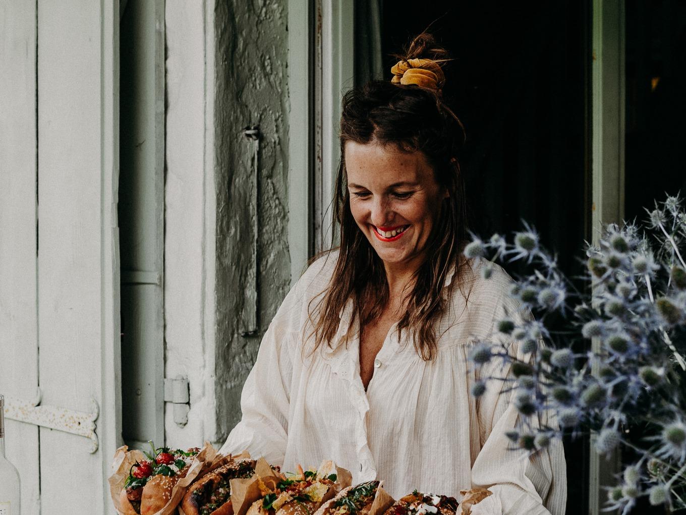 I sin bok delar Lisa Wallén med sig av mer än ett decenniums erfarenheter inom restaurangbranschen. Foto: Malin Mörner