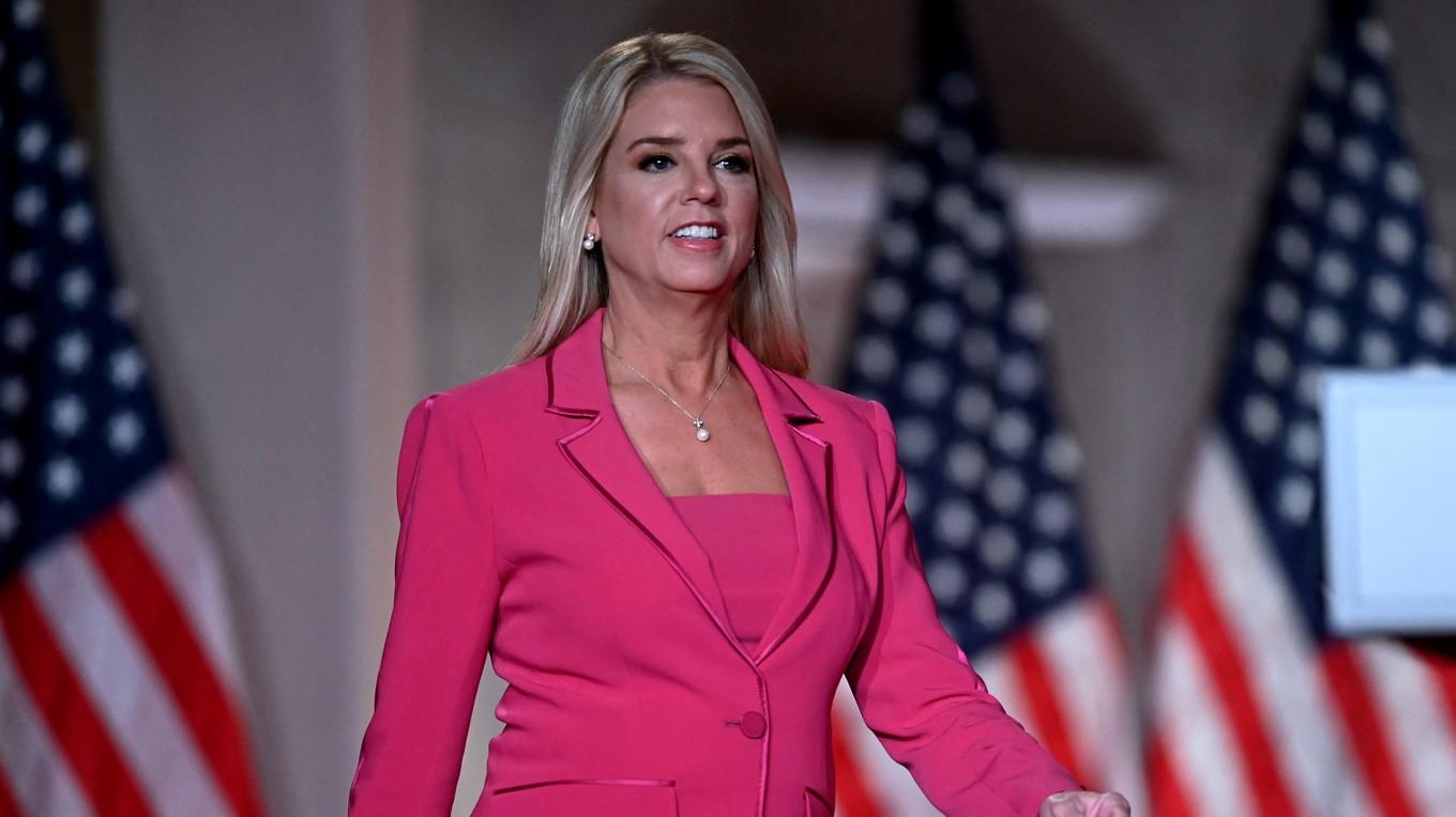 Pam Bondi har nominerats till justitieminister för Trumps nya administration. Foto: Olivier Douliery/AFP via Getty Images