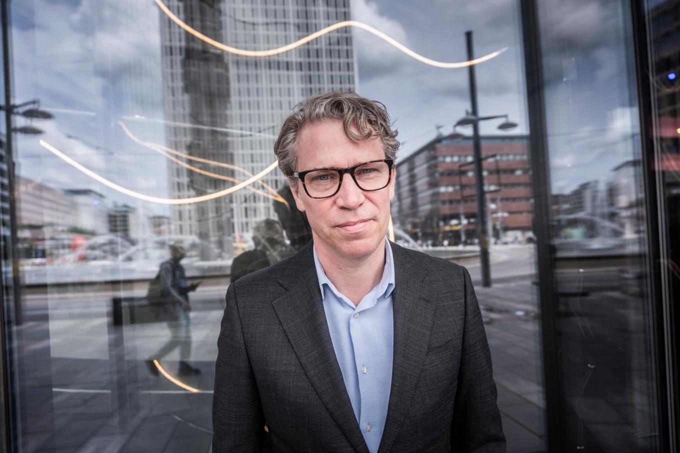 Efter misstroendeförklaringen mot Frankrikes regeringen går landet en osäker tid till mötes, enligt Göran von Sydow, chef för Svenska institutet för Europapolitiska studier (Sieps). Arkivbild. Foto: Magnus Hjalmarson Neideman/SvD/TT