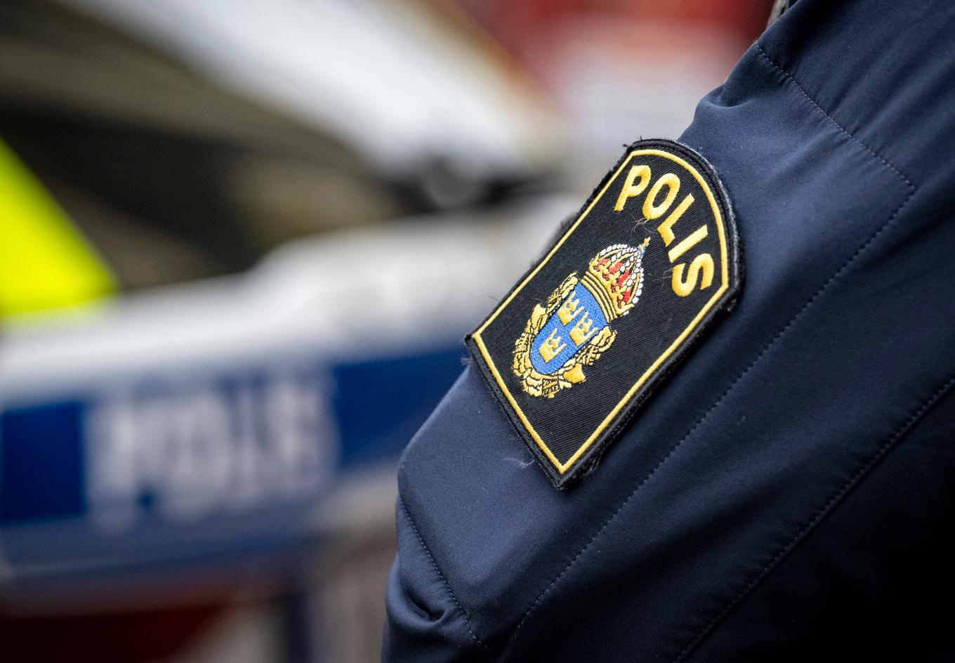 Polismyndigheten vill skärpa reglerna för hur anställda får använda uniformen. Arkivbild. Foto: Johan Nilsson/TT