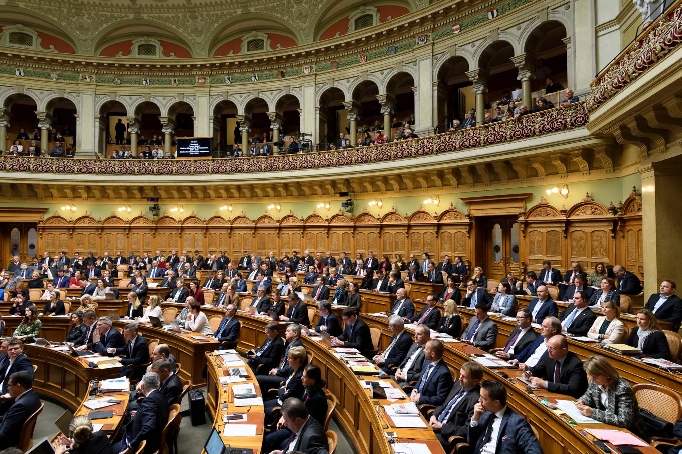 Det schweiziska federala parlamentet i Bern. Arkivbild. Foto: Anthony Anex/AP/TT