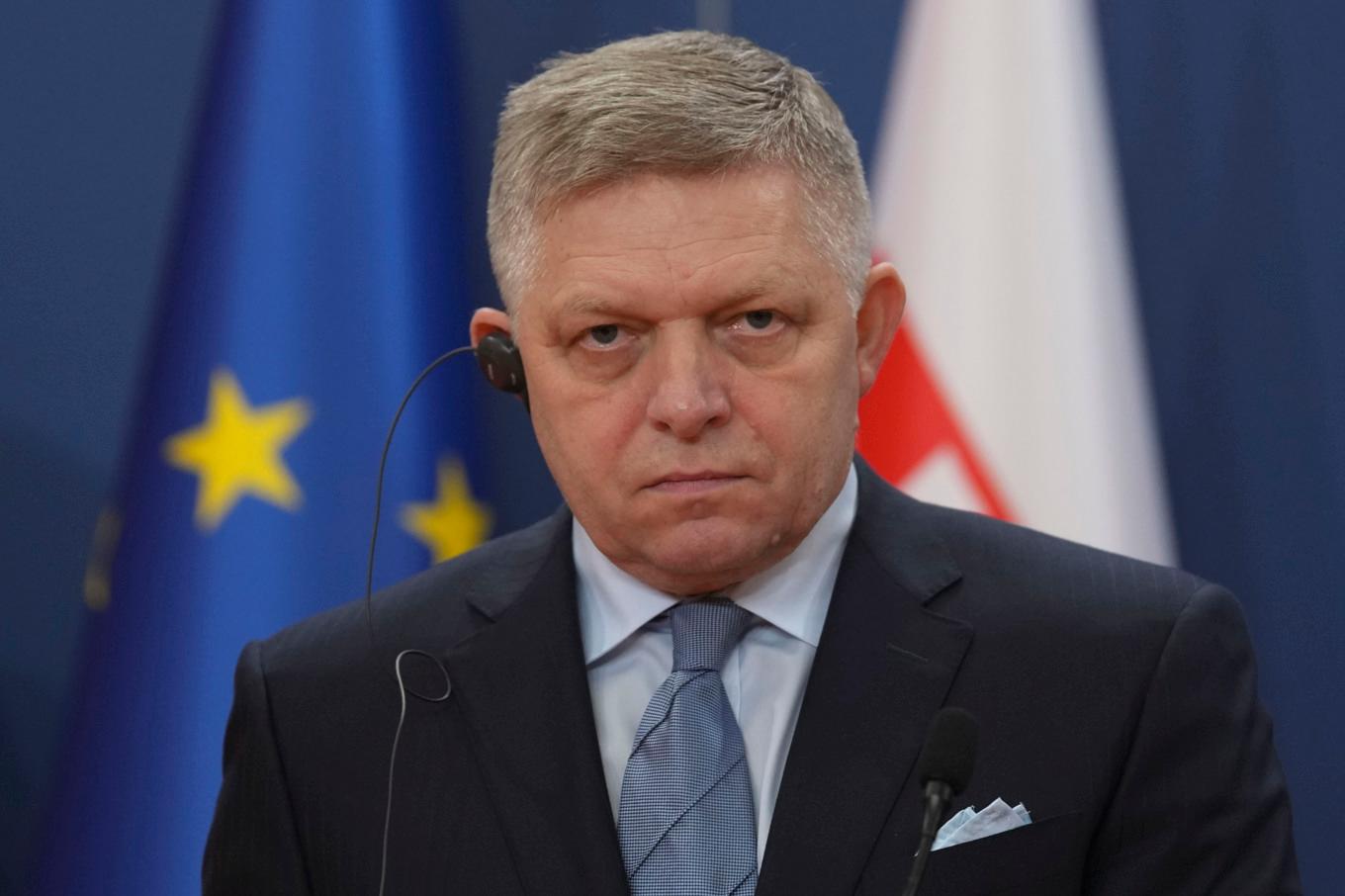 Slovakiens premiärminister Robert Fico. Arkivbild. Foto: Darko Vojinovic/AP/TT