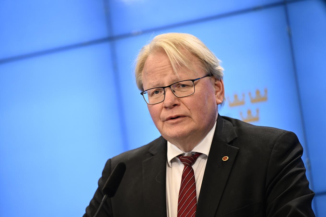 Peter Hultqvist (S) efterlyser en samlad strategi för hur aktiviteterna i Östersjöområdet ska bemötas. Arkivbild. Foto: Pontus Lundahl/TT