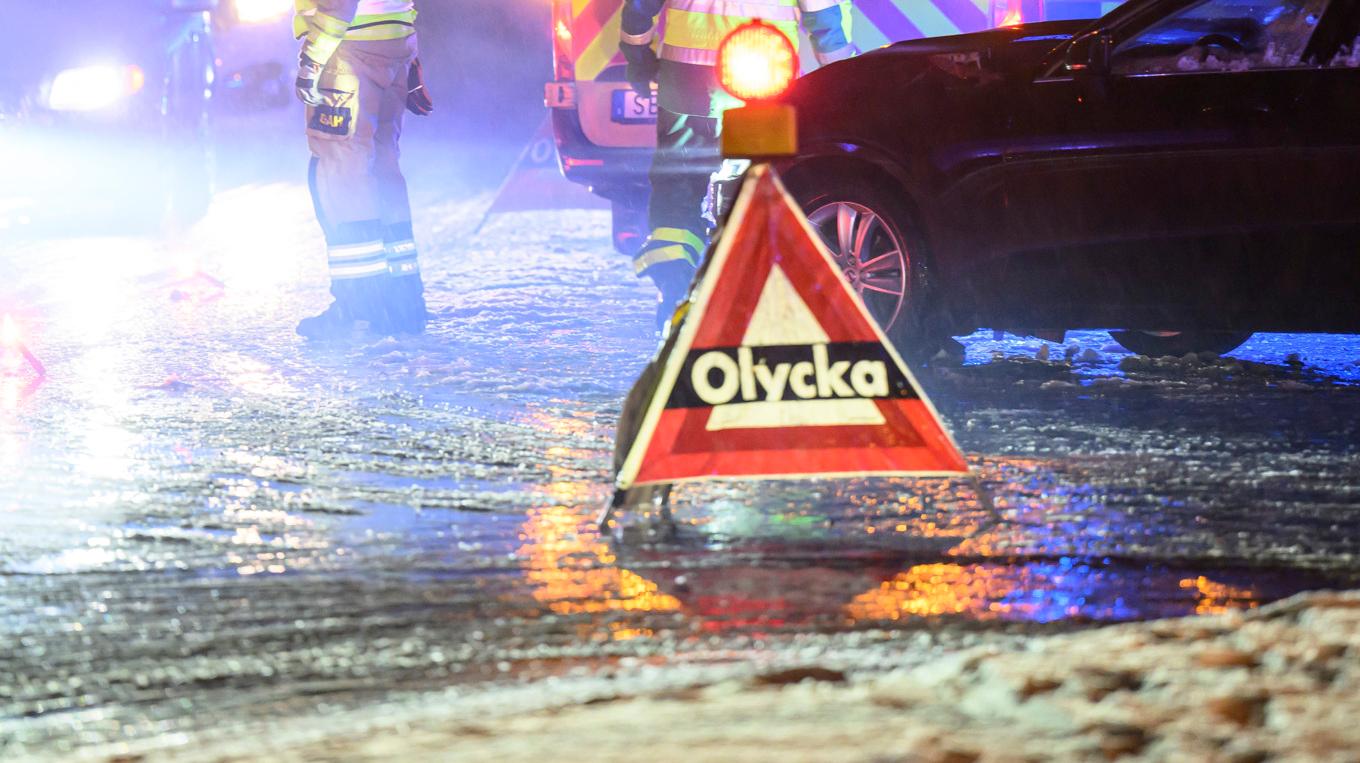 En person har blivit påkörd av en snöplog i Trollhättan. Arkivbild. Foto: Johan Nilsson / TT