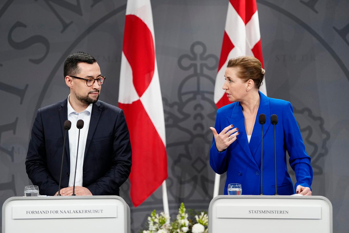 Grönlands regeringschef Múte Bourup Egede och Danmarks statsminister Mette Frederiksen på pressträff. Foto: Mads Claus Rasmussen/Scanpix Danmark/TT