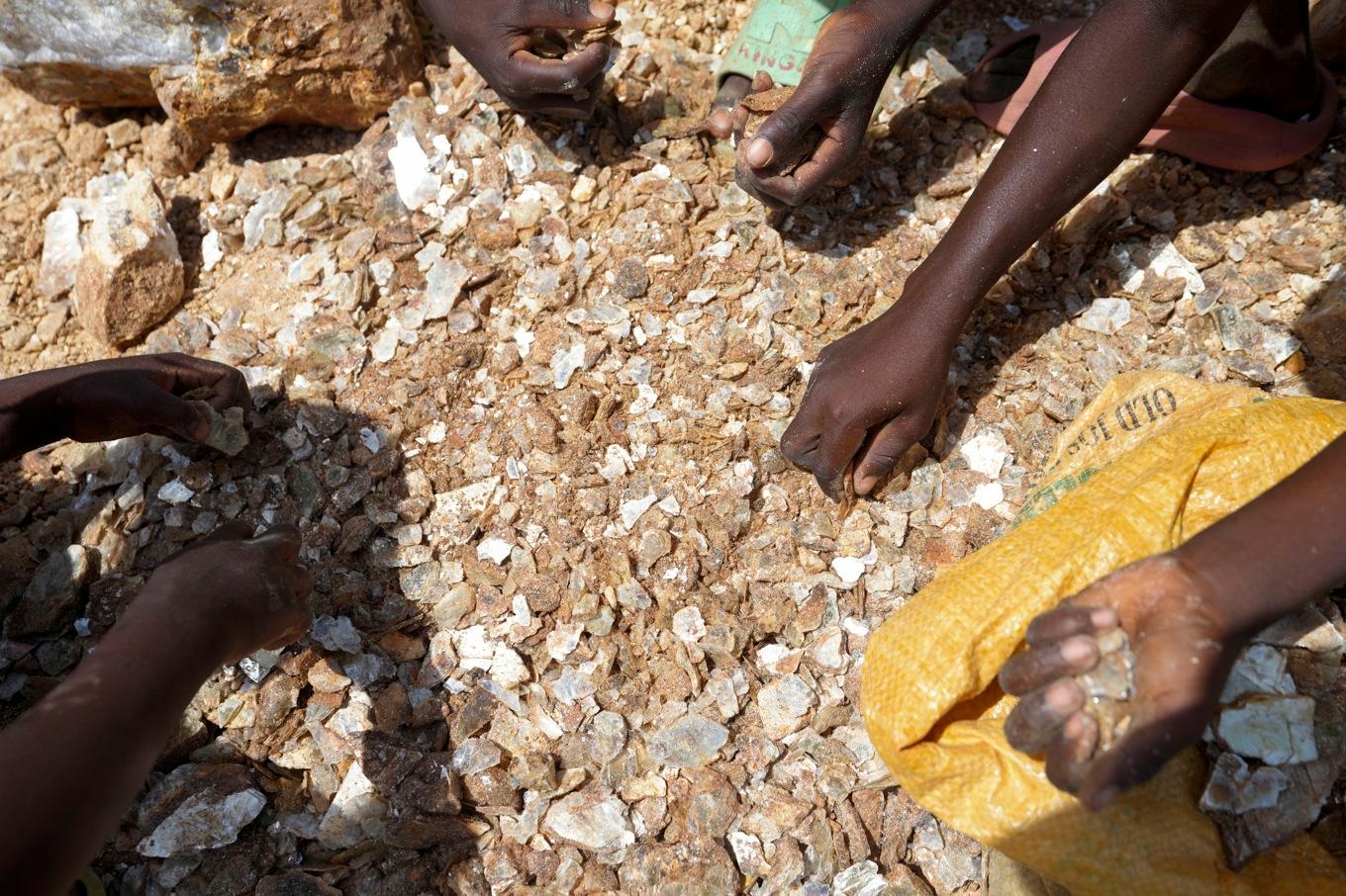 Myndigheterna i den nigerianska staden Kano hämtar hemlösa barn och för dem till läger för "rehabilitering". Arkivbild. Foto: Sunday Alamba/AP/TT