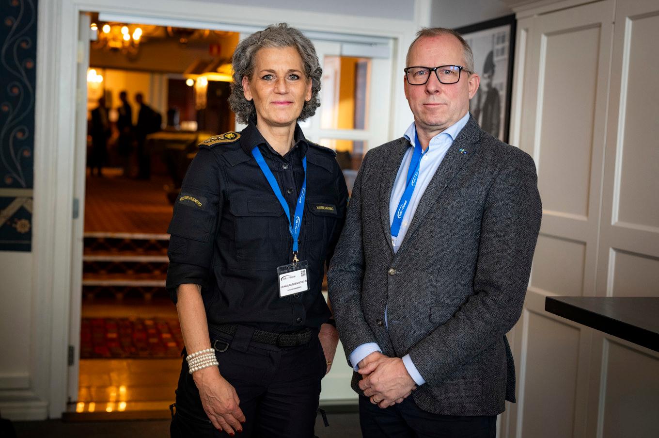 Lena Lindgren Schelin, generaldirektör för Kustbevakningen och Johan Norlén, marinchef, i samband med Folk och försvars rikskonferens i Sälen. Foto: Pontus Lundahl/TT