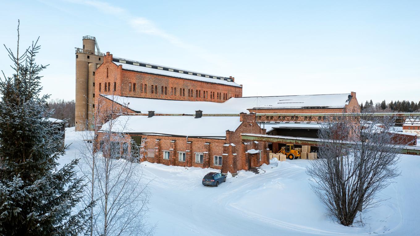 Örviken är en gammal bruksmiljö med tidigare sågverk och industri som nu föreslås saneras med växter. Pressbild. Foto: Patrick Degerman/Arkdes