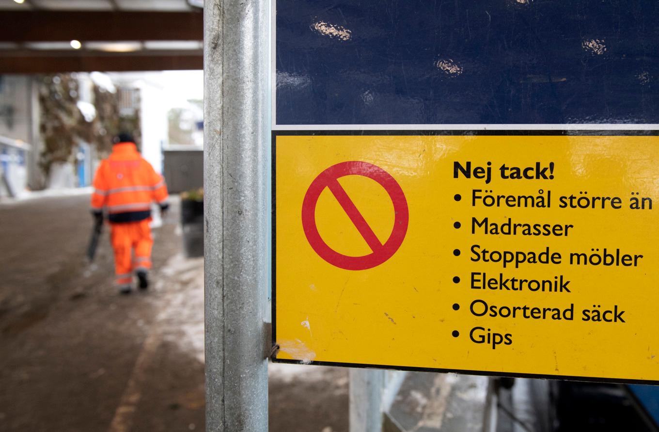 Det som misstänktes vara en behållare med nitroglycerin visade sig vara ett lösningsmedel. Arkivbild. Foto: Jessica Gow/TT