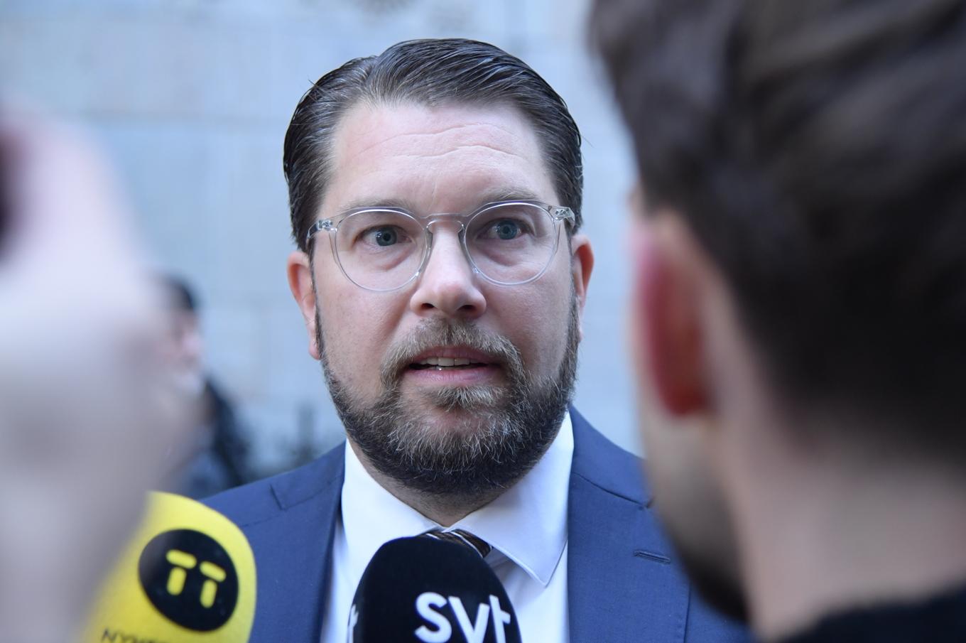 Jimmie Åkesson vill inte spekulera i vem som ligger bakom Koranbrännaren Salwan Momikas död. Foto: Lars Schröder/TT