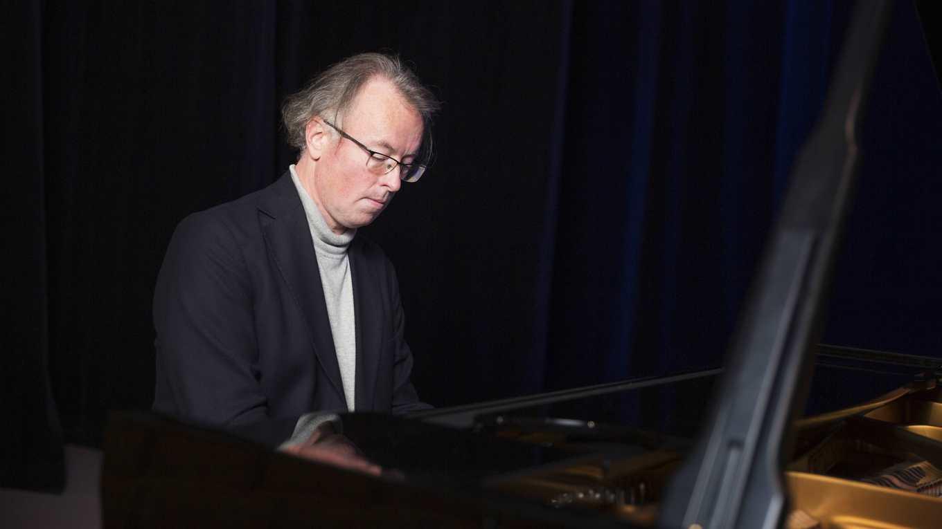 Konsertpianisten Fredrik Ullén fascinerades tidigt av György Ligetis och Kaikhosru Shapurji Sorabjis komplexa musik. Foto: Alexandra Bengtsson/SvD/TT