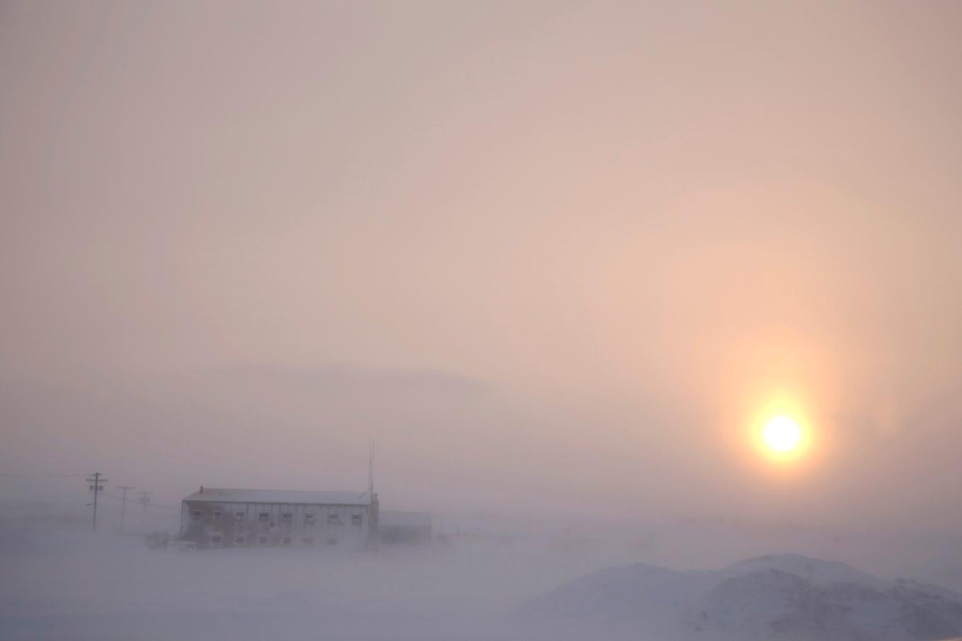 Flygplatsen i Nome, Alaska där planet skulle ha landat. Arkivbild. Foto: Wong Maye-E/AP/TT