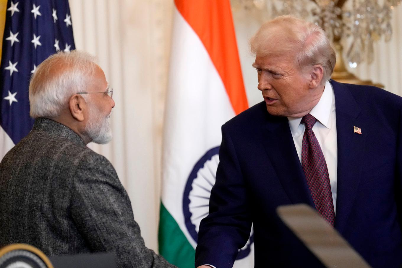 Narendra Modi och Donald Trump i Vita huset. Foto: Ben Curtis/AP/TT