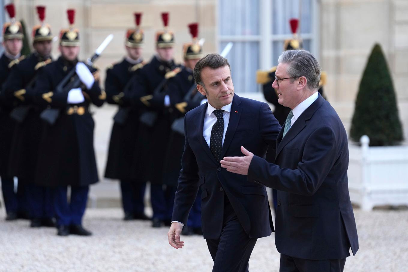 Ledare från Tyskland, Storbritannien, Italien, Polen, Spanien, Nederländerna och Danmark, samt EU och Nato deltog i måndagens möte i Paris. Foto: Aurelien Morissard/AP/TT