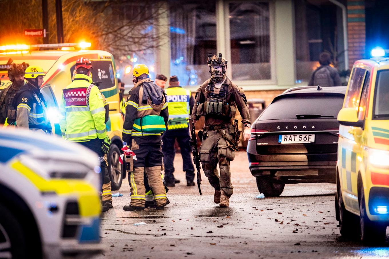 Polisens insats på eftermiddagen den 4 februari 2025 då en man dödade tio personer och sedan tog sitt liv på Campus Risbergska i Örebro. Foto: Kicki Nilsson/TT