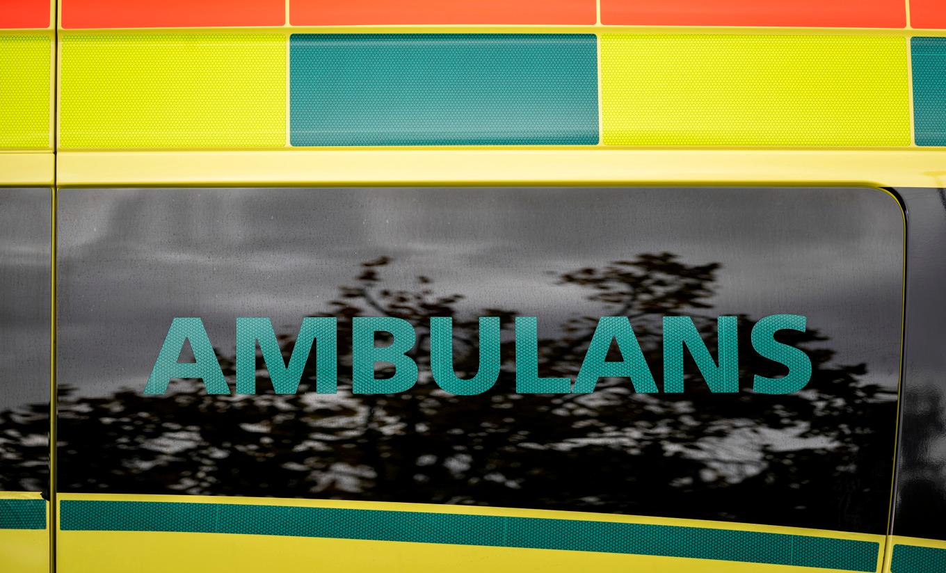 Kvinnan har förts till sjukhus med ambulans. Arkivbild. Foto: Johan Nilsson/TT