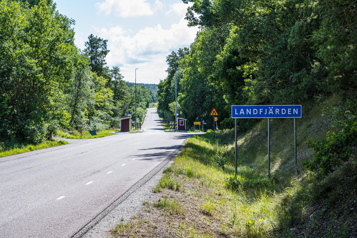 14-årige Mohamed hittades mördad i en skogsdunge i Landfjärden i Nynäshamns kommun på lördagskvällen den 29 juli 2023. Några veckor senare hittades hans jämnårige kompis Layth mördad i Upplands-Bro. Foto: Magnus Lejhall/TT