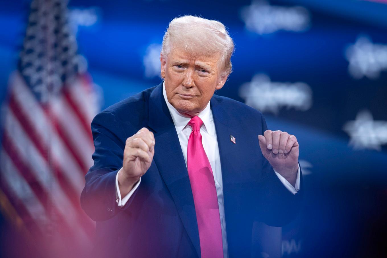 President Donald Trump dansar efter att ha talat på CPAC-konferensen i Washington DC. Foto: Jose Luis Magana/AP/TT