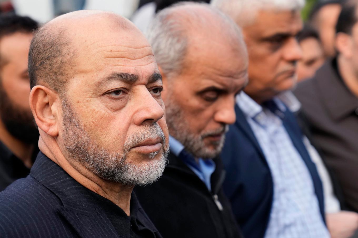 Moussa Abu Marzouk, högt uppsatt inom Hamas politiska ledning, deltar i politbyråns viceordförande Saleh al-Arouris begravning i Libanon i januari 2024. Foto: Hussein Malla/AP/TT