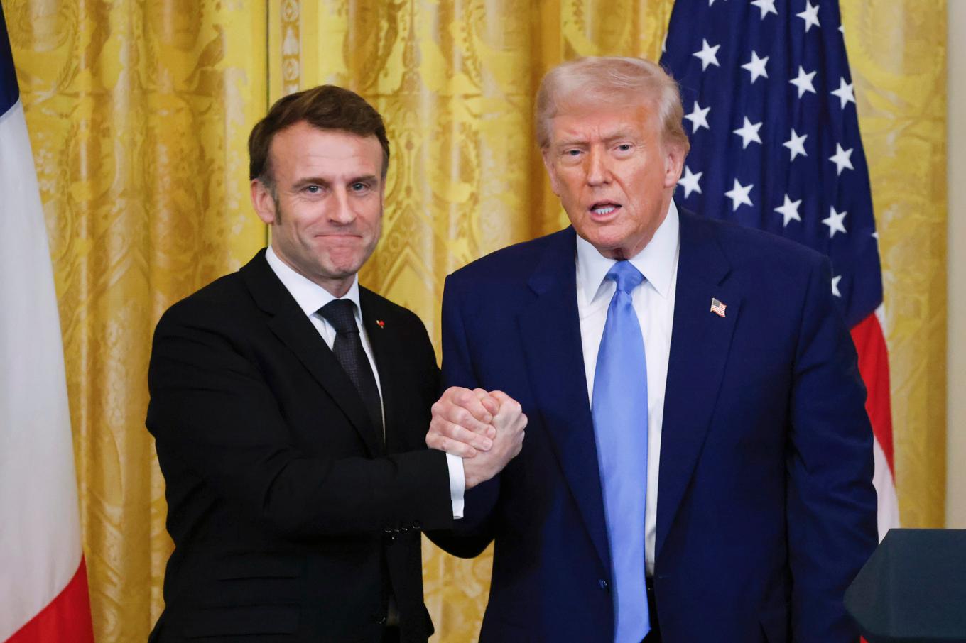 "Var försiktig", var budskapet till Donald Trump, uppger Macron, som träffade den amerikanske presidenten på måndagen. Foto: Ludovic Marin/AP/TT