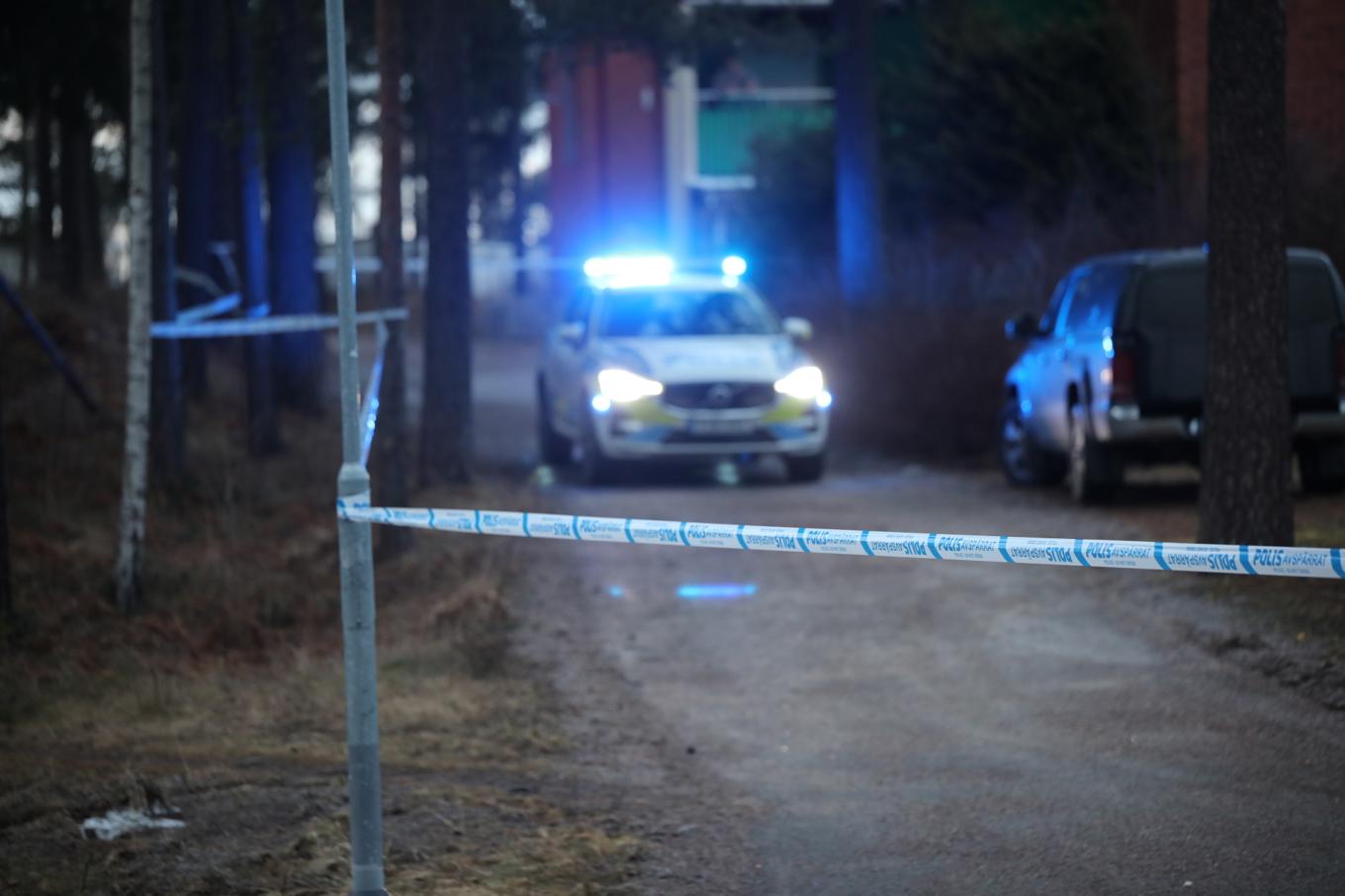 En stor polisinsats pågår i Andersberg i Gävle. Foto: Blåljusmedia/TT