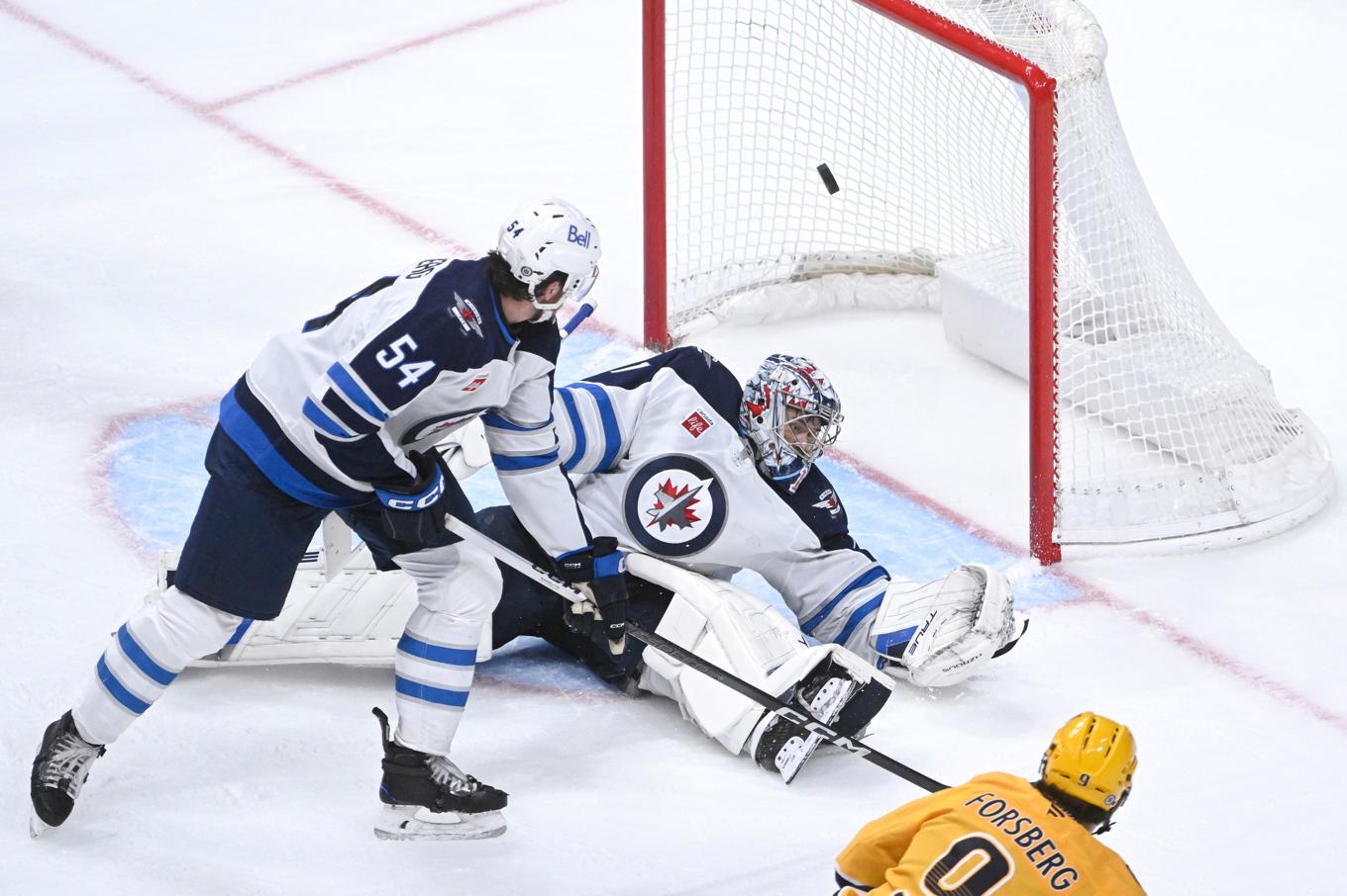 Nashvilles Filip Forsberg inledde målgörandet i nattens möte mot Winnipeg. Foto: John Amis/AP/TT