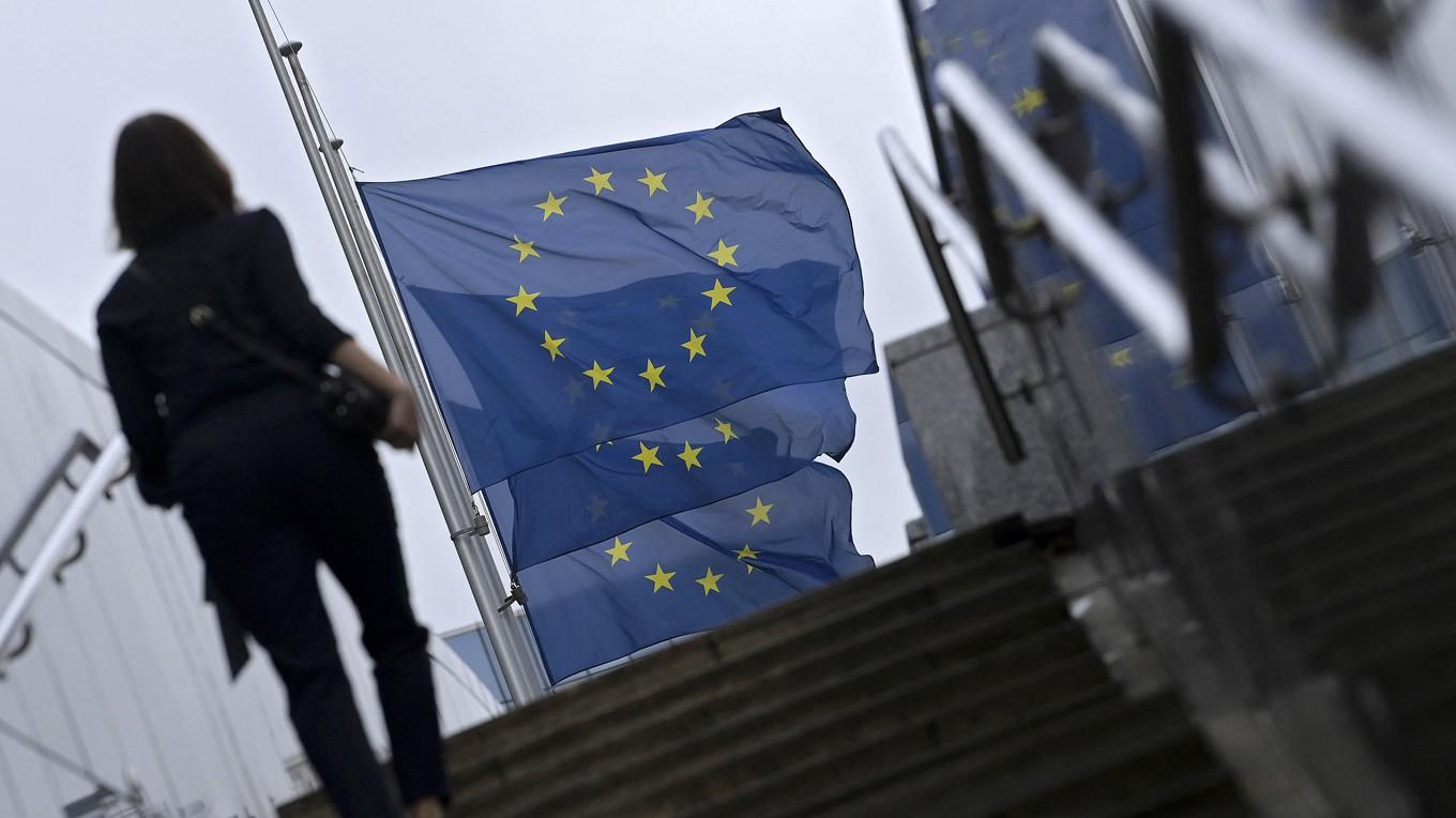 1,1 miljoner fick medborgarskap i ett EU-land under 2023. Foto: John Thys/AFP via Getty Images