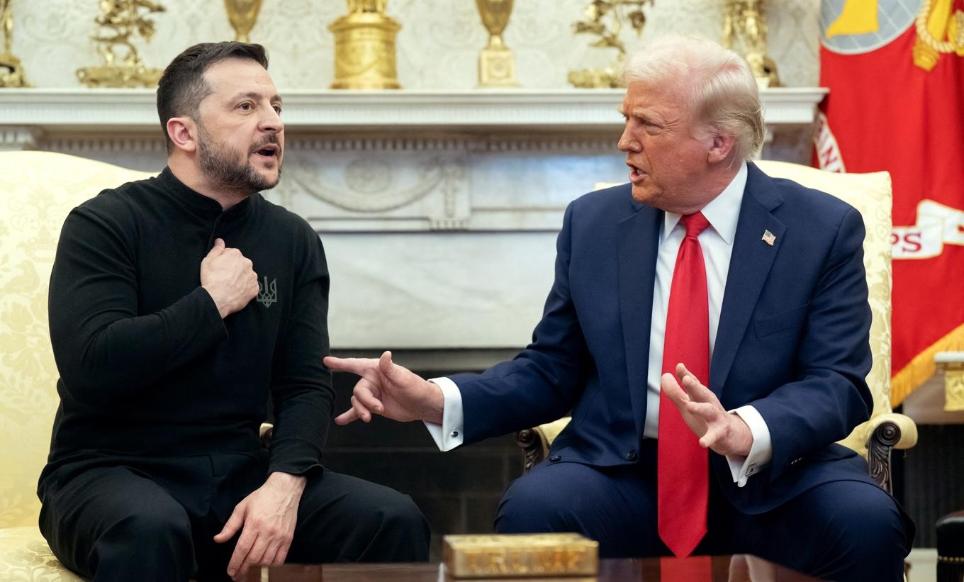 Bråket mellan Ukrainas president Volodymyr Zelenskyj och USA:s president Donald Trump, liksom reaktionerna på det, har gjort de internationella maktrelationerna tydliga. SAUL LOEB/AFP via Getty Images