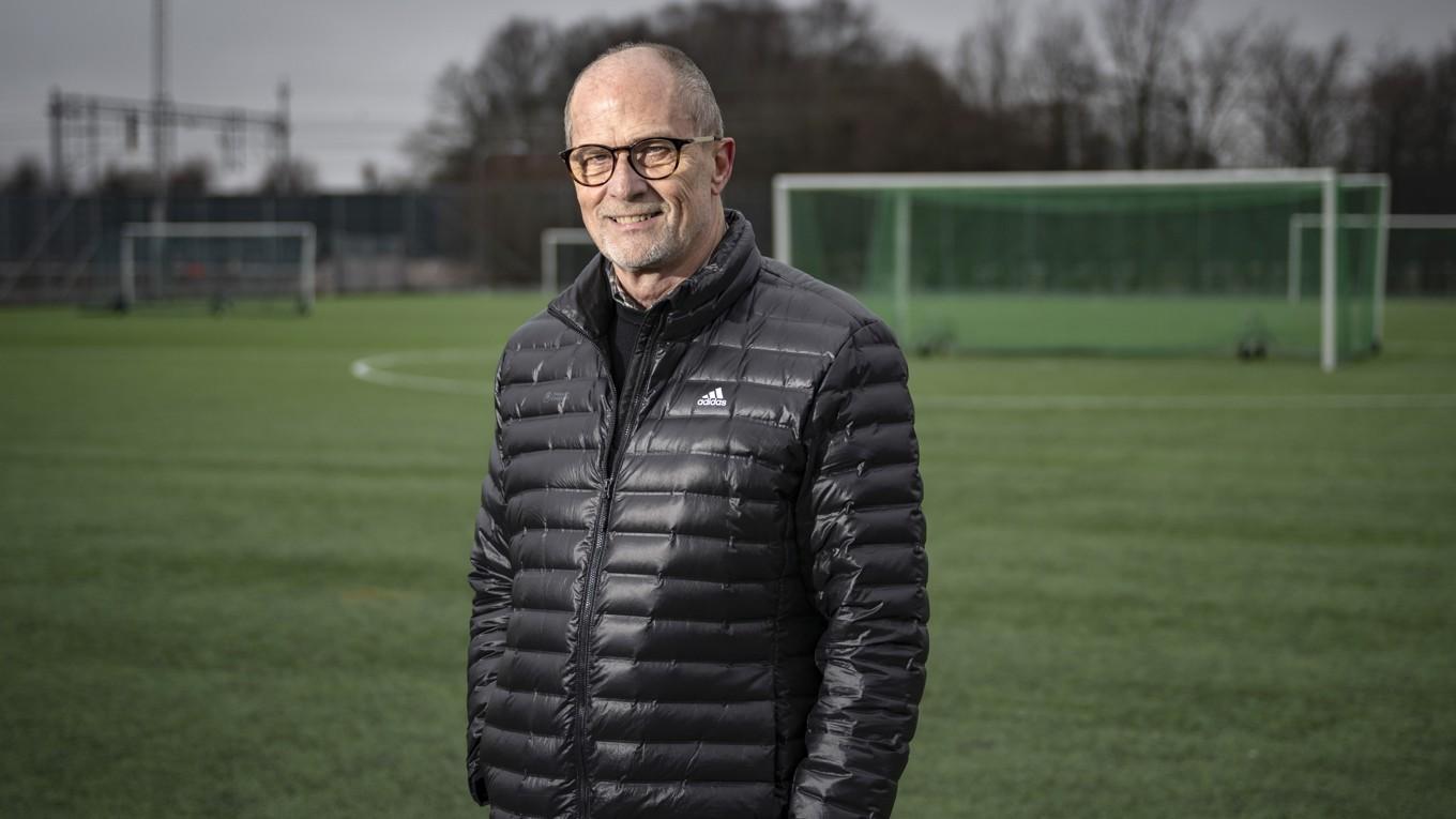 En svensk nestor inom fotboll. Ja, så kan man kalla Lars-Christer Olsson. I dag delar han sina åsikter om svensk fotbolls framtid. Foto: Johan Nilsson/TT