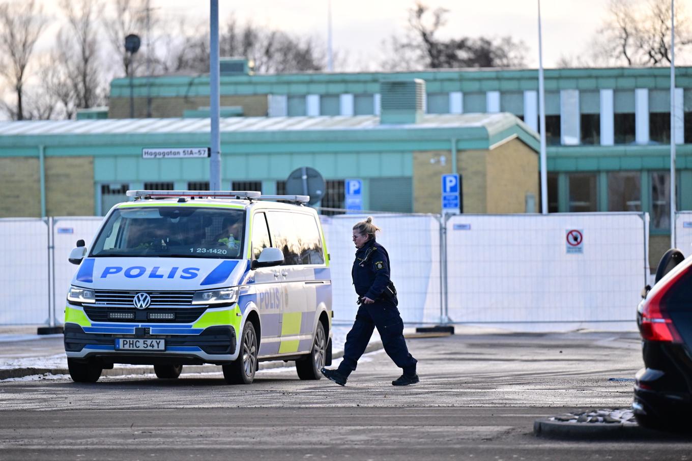 Polisen på plats utanför Campus Risbergska i Örebro. Arkivbild. Foto: Björn Larsson Rosvall/TT